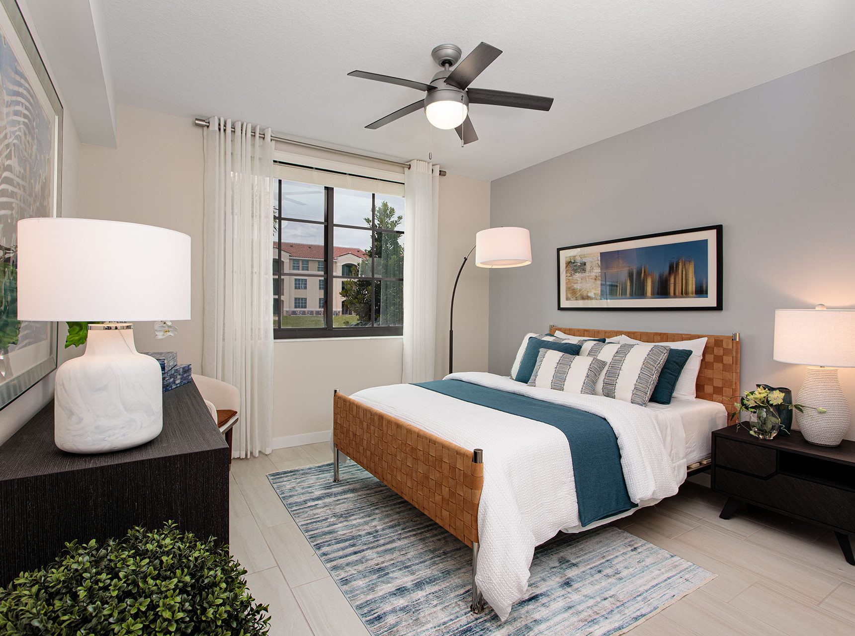 Photo gallery image - 2