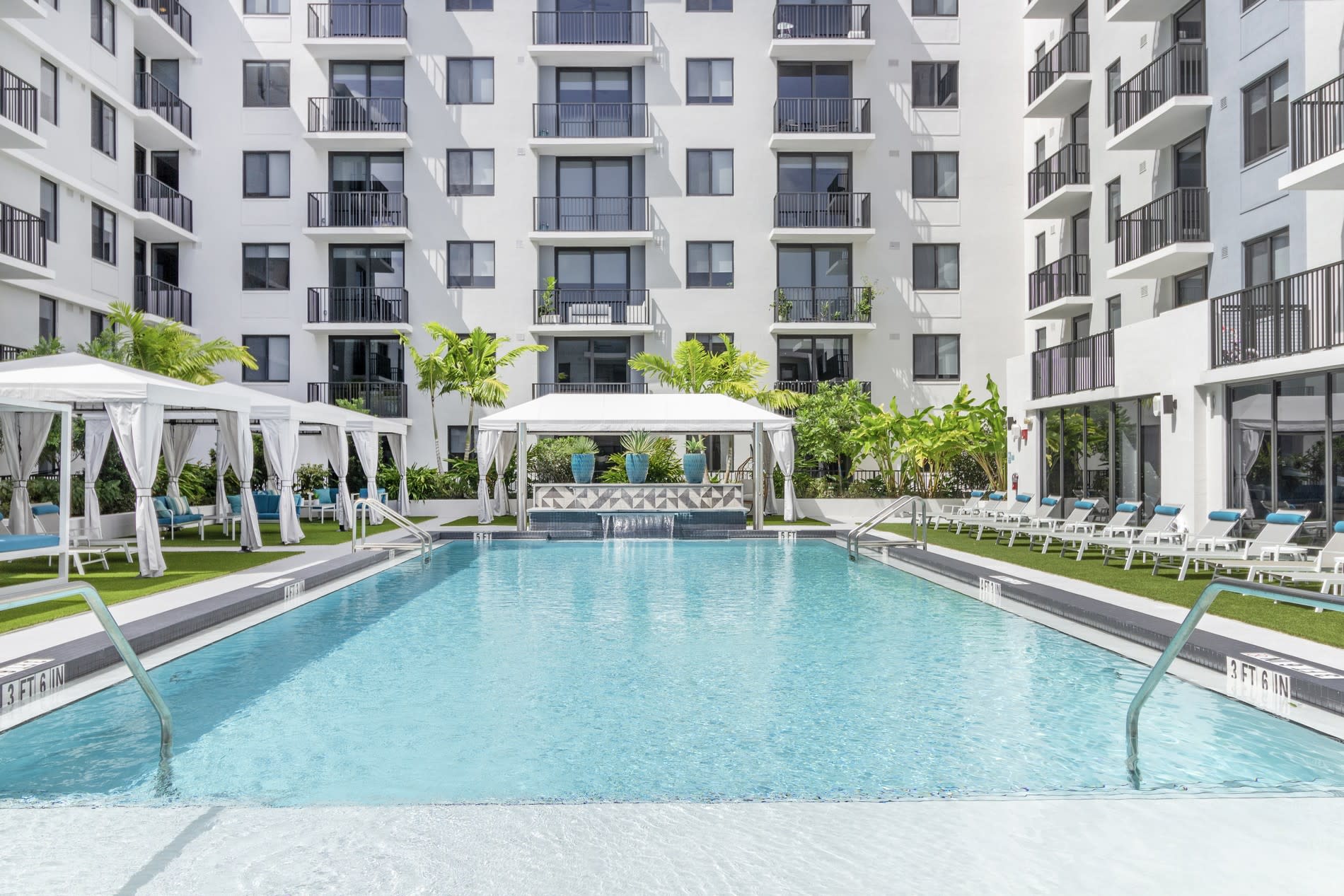 Photo gallery image - 4