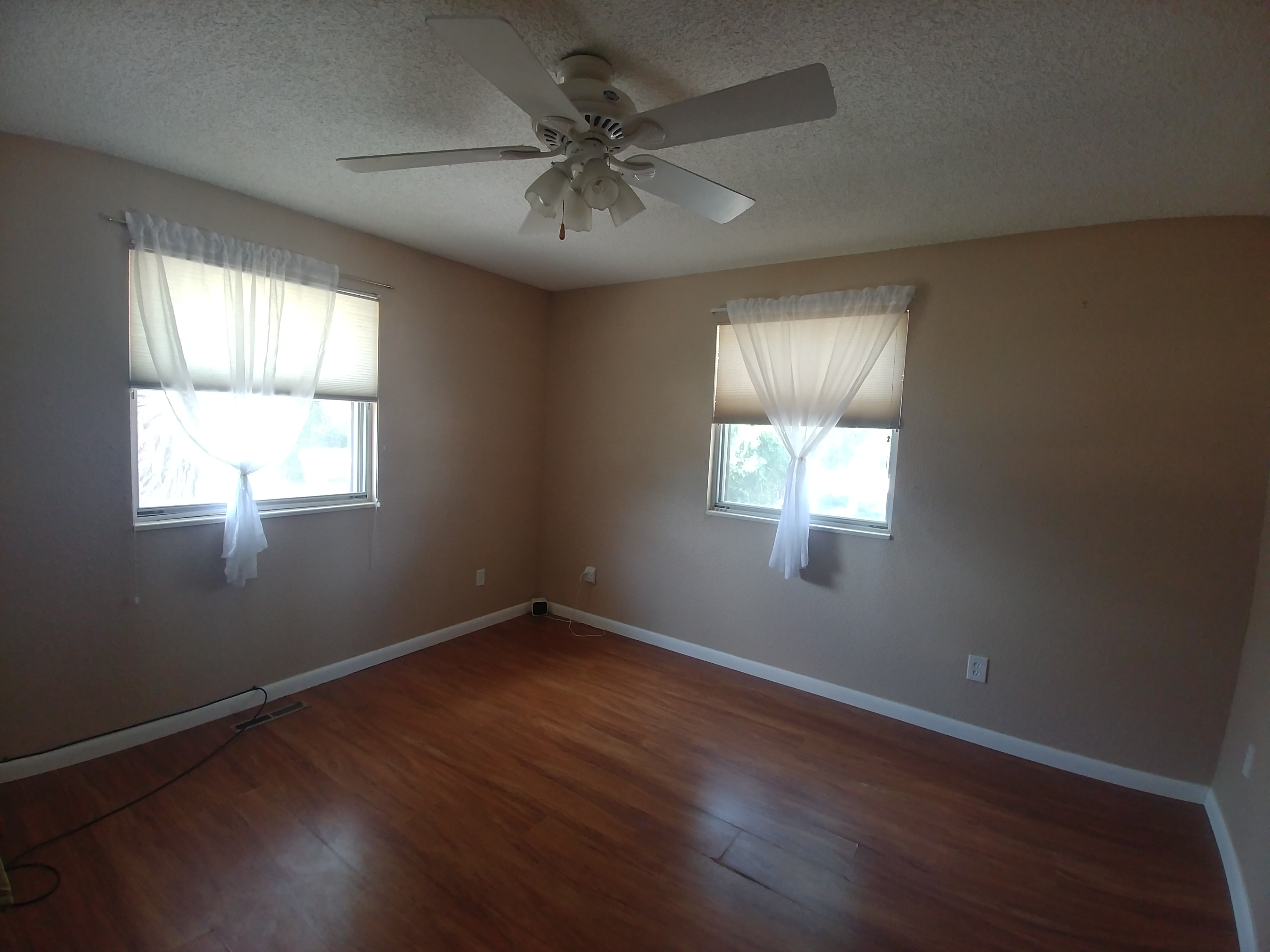 Photo gallery image - 2