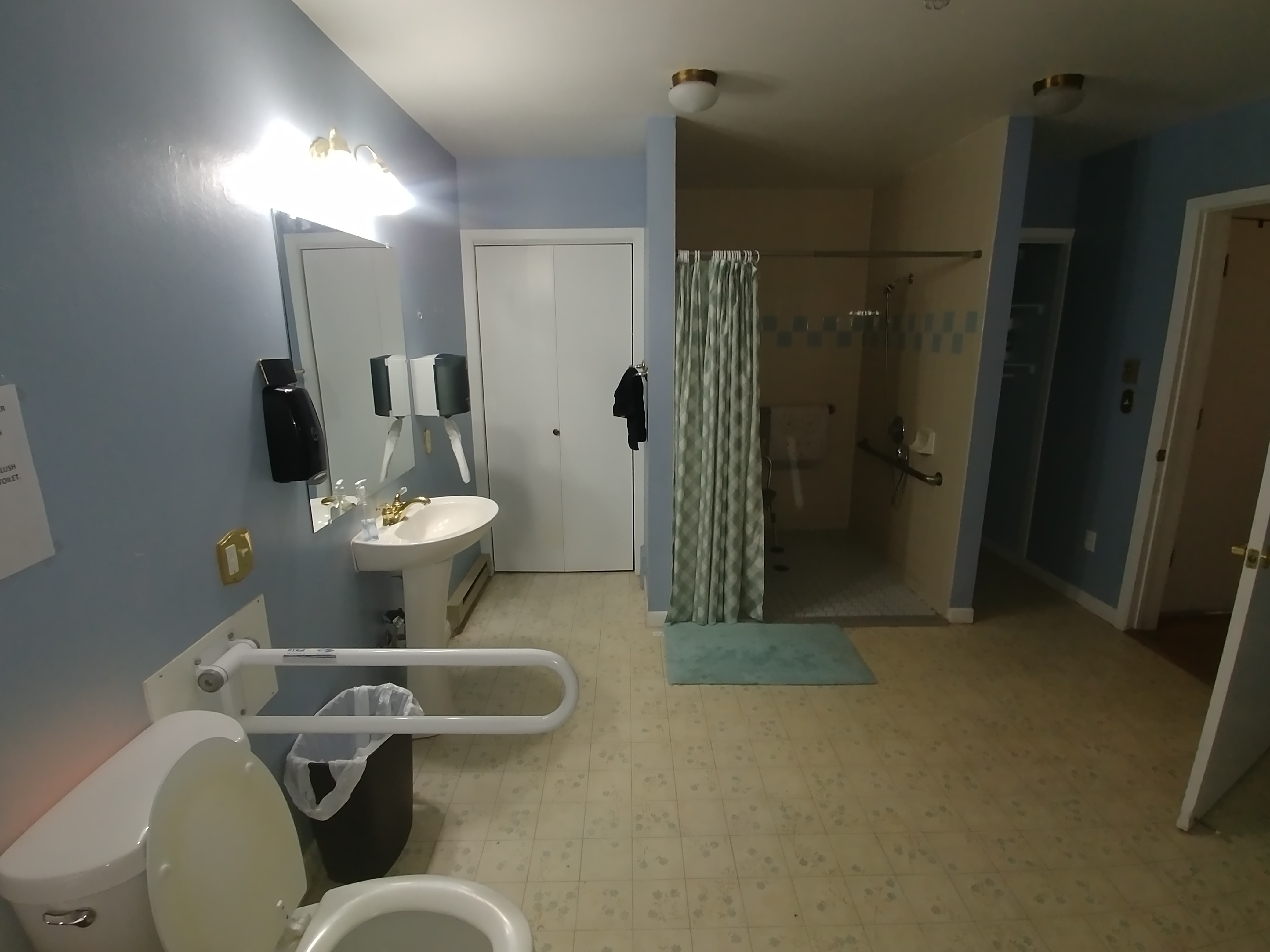 Photo gallery image - 3