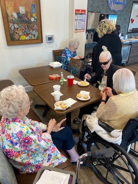 Photo gallery image - 4