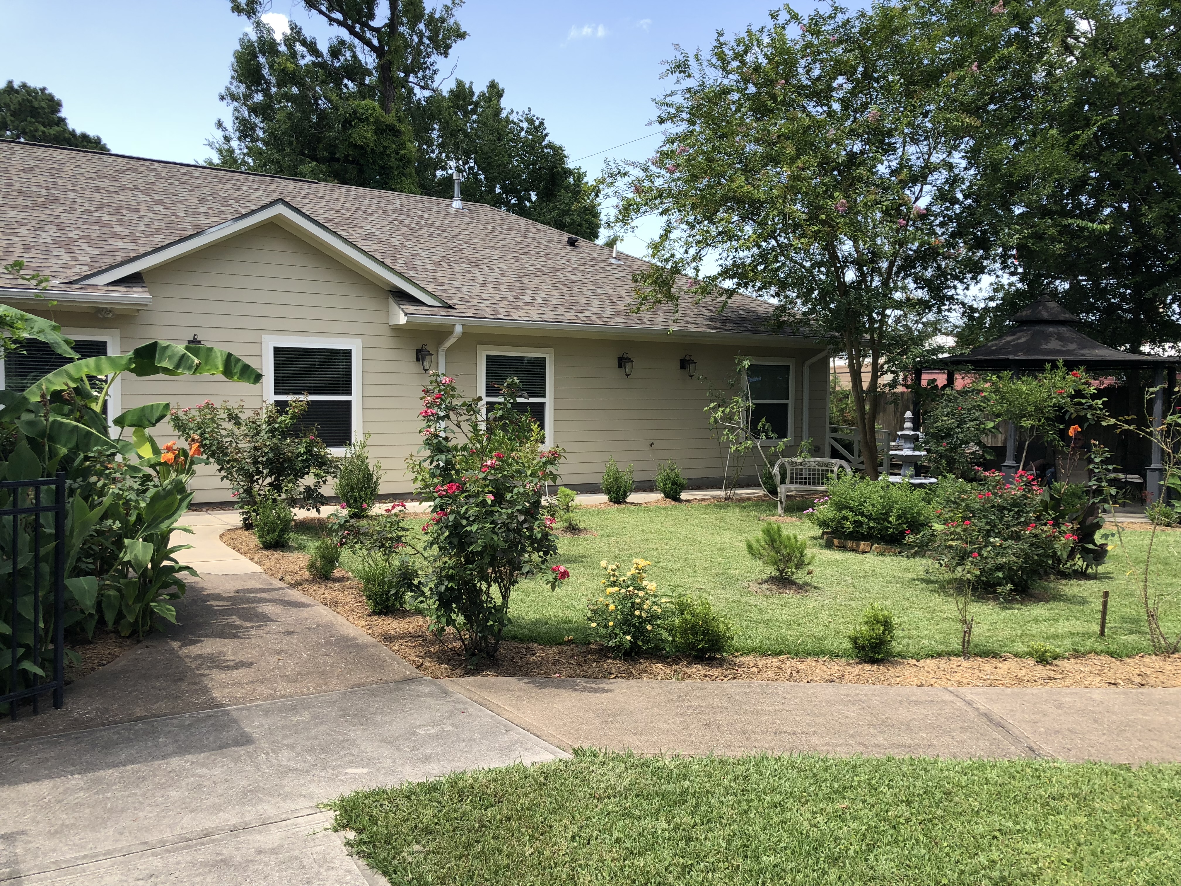 Photo gallery image - 4