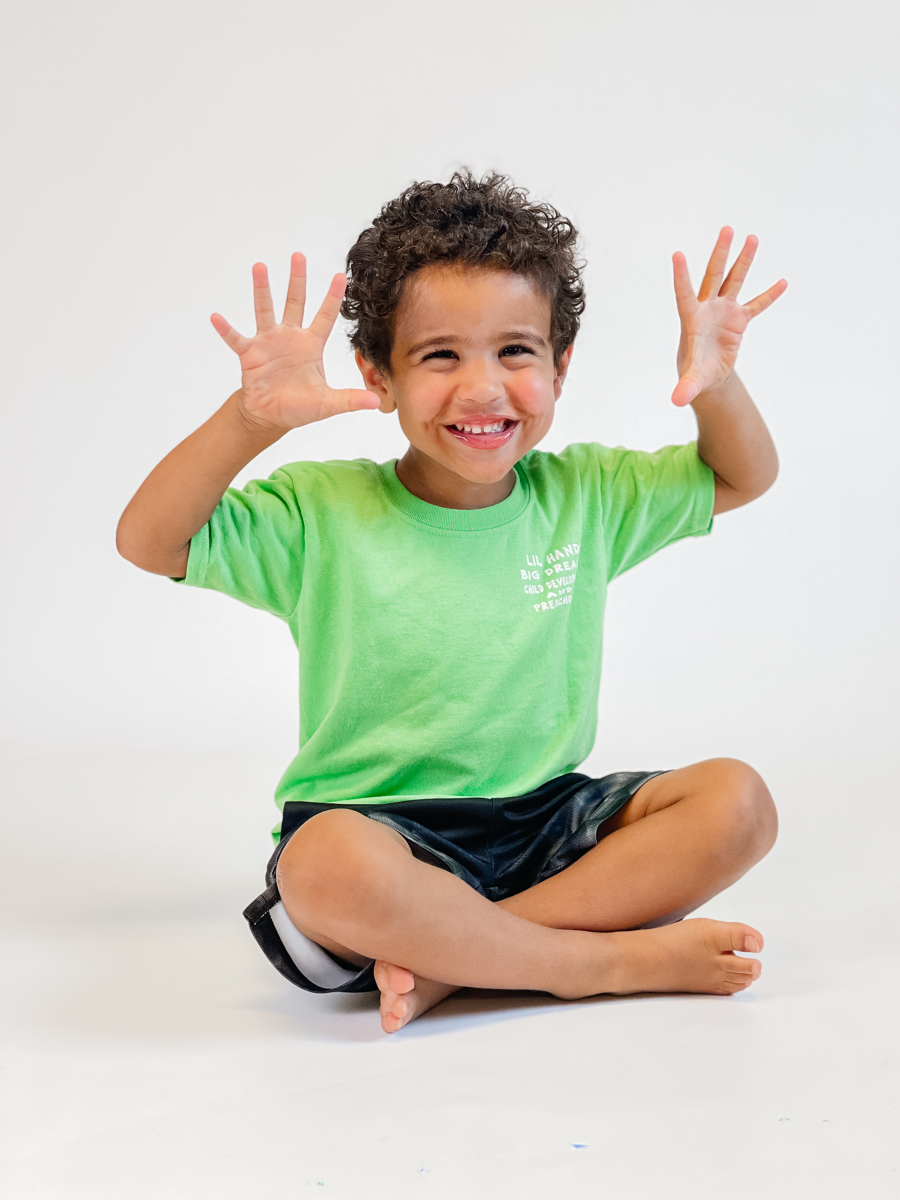 LIL' HANDS BIG DREAMS's Photo