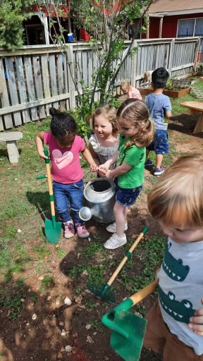 Good Earth Farm School's Photo