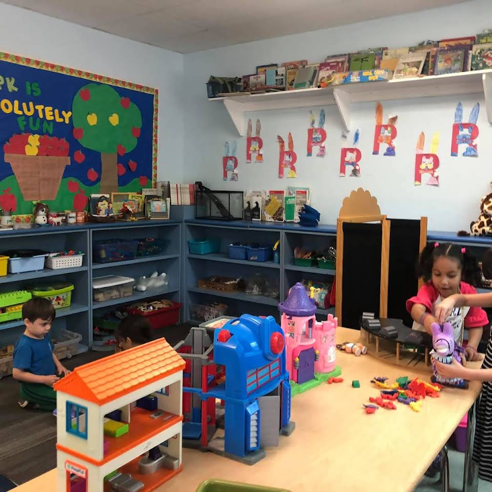 Emerald Hills School's Photo