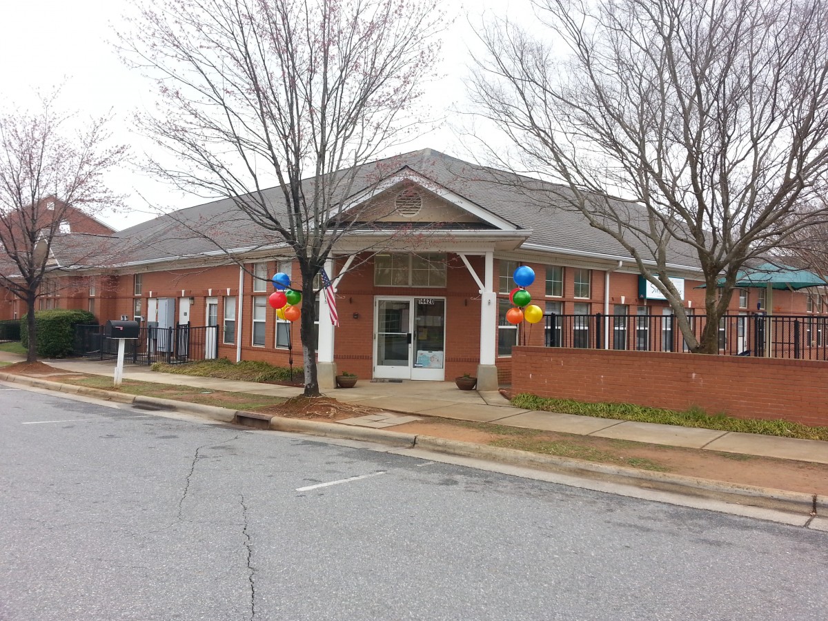 Sunshine House of Huntersville's Photo