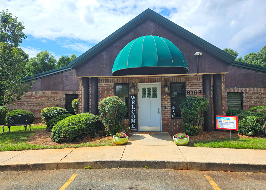 Sunshine House of Charlotte at Davis Lake Parkway's Photo