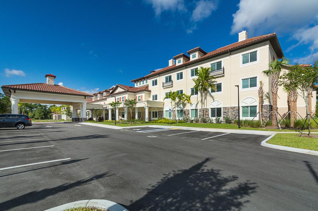 Discovery Village At Palm Beach Gardens's Photo