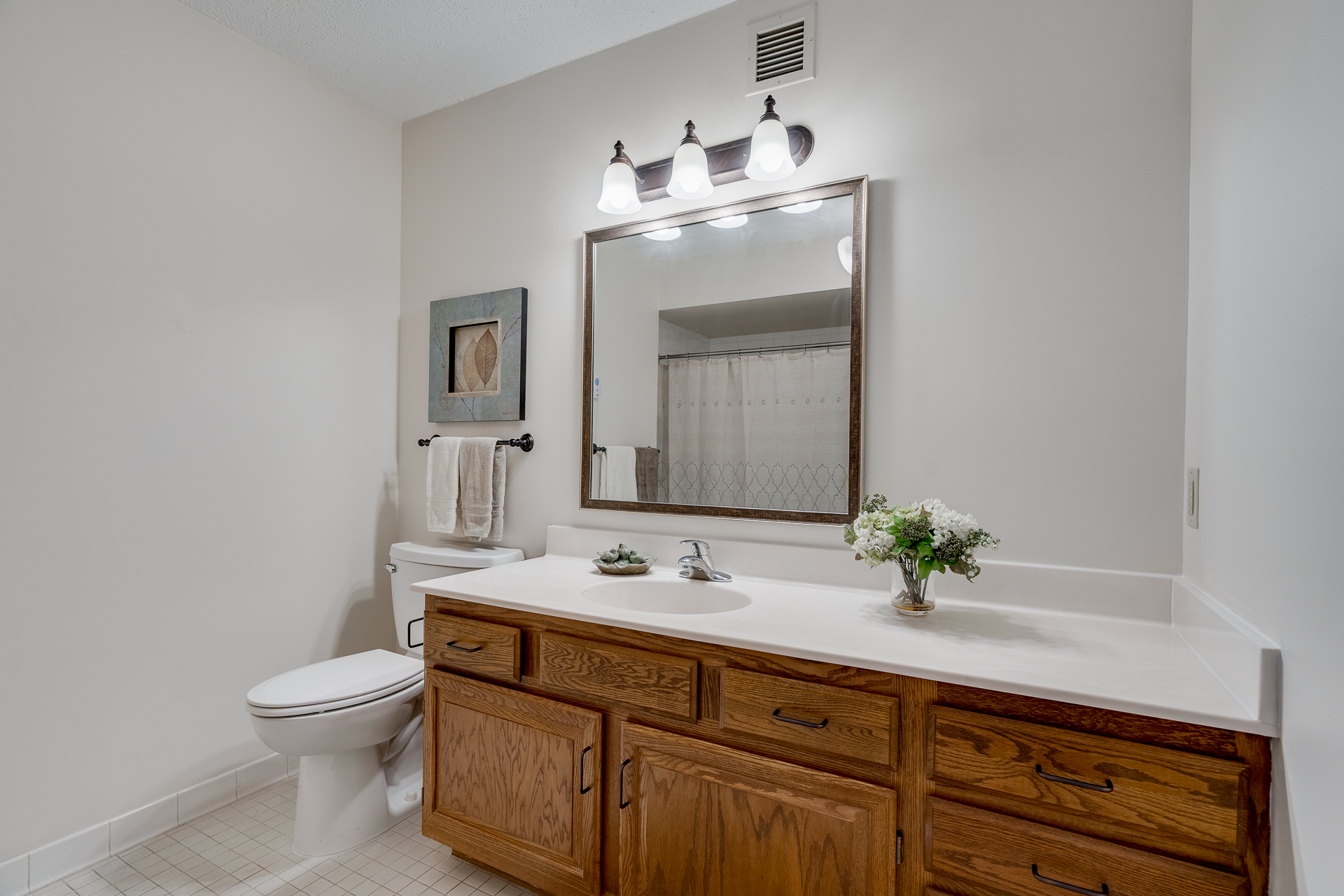 The Glenn Hopkins's Photo