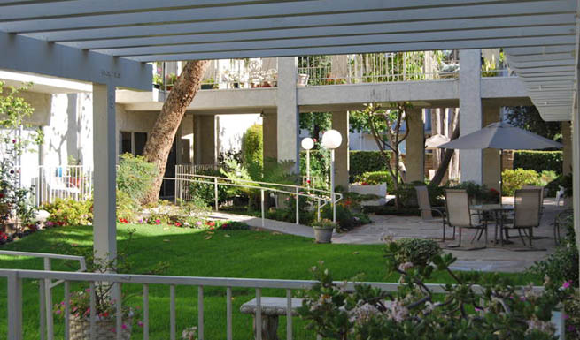 Regency Park Oak Knoll's Photo