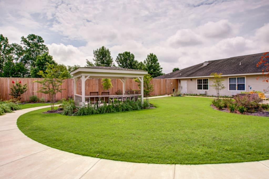 The Pointe at Kirby Gate's Photo