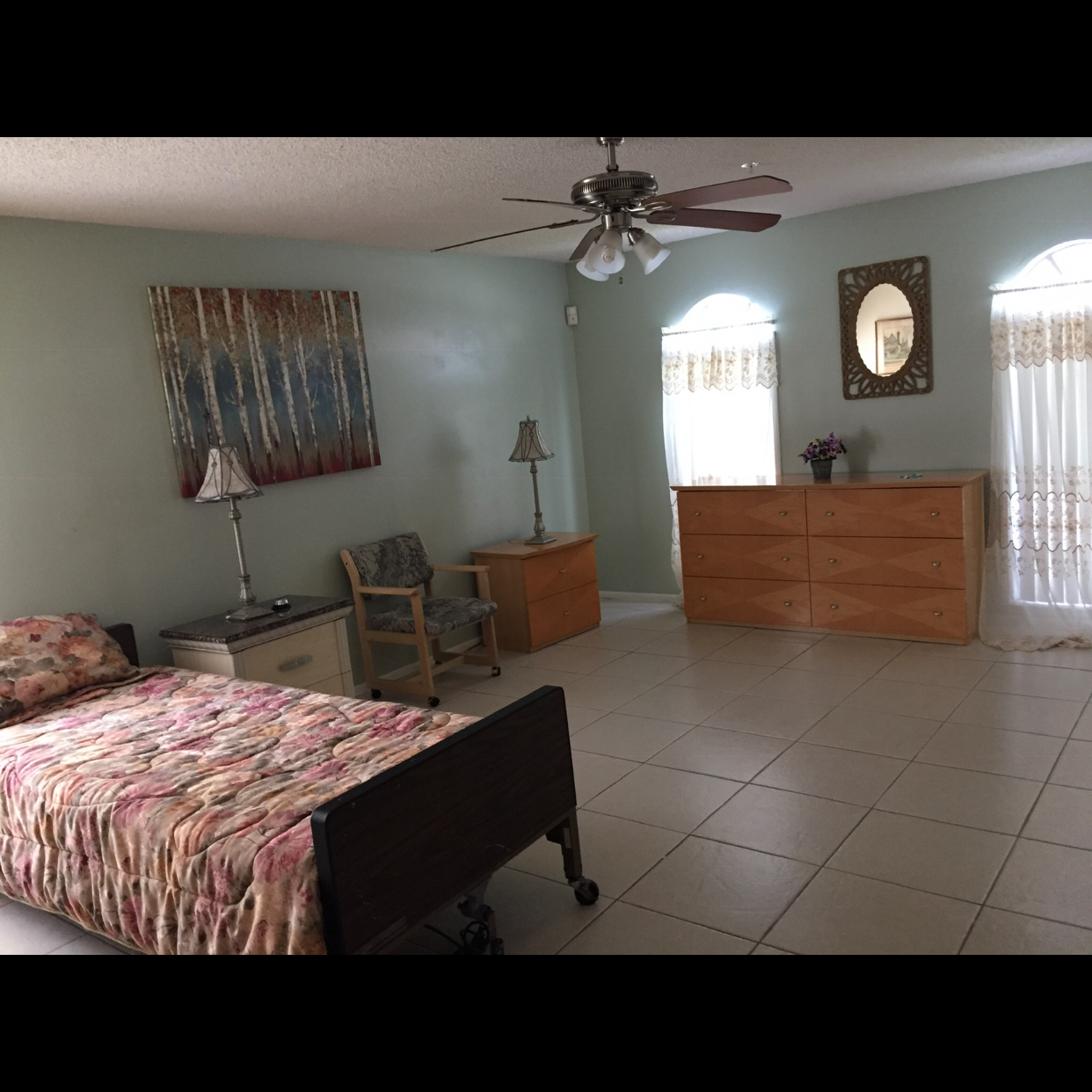 Photo gallery image - 4