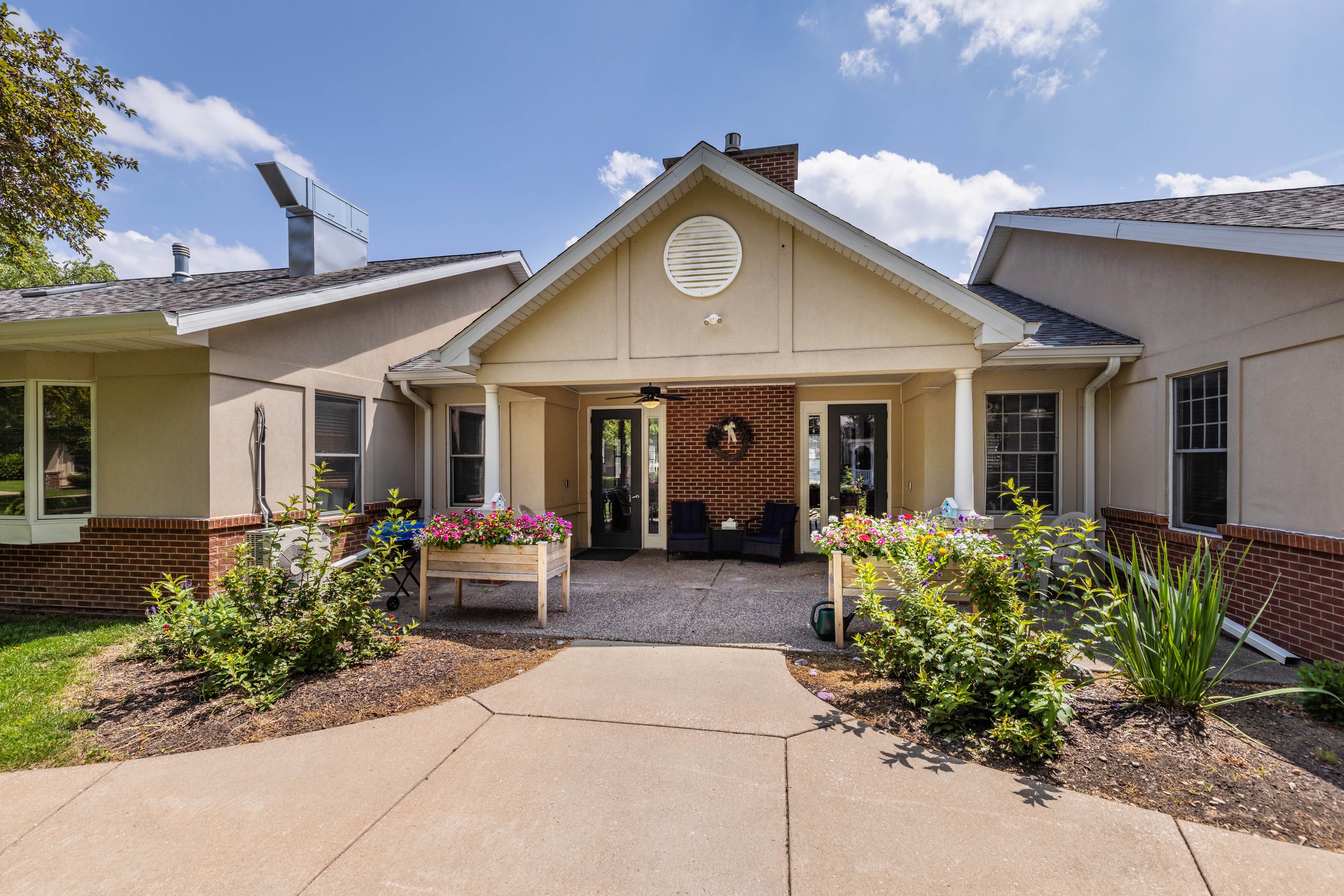 Photo gallery image - 4