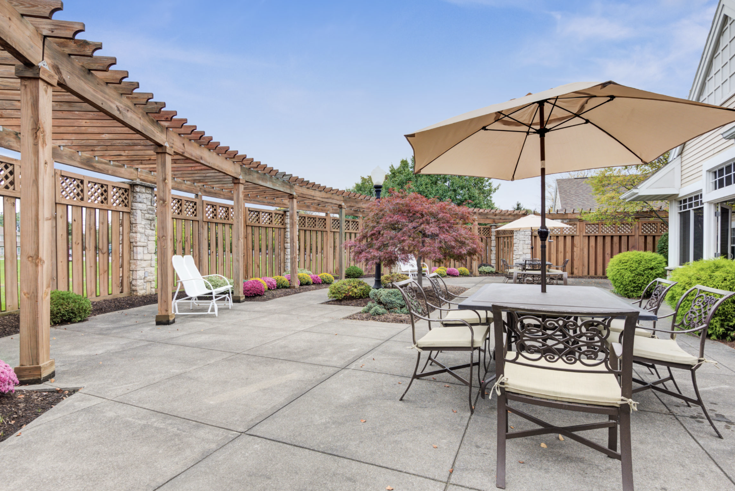 Crimson Ridge Gardens: A Willow Ridge Senior Living Community's Photo