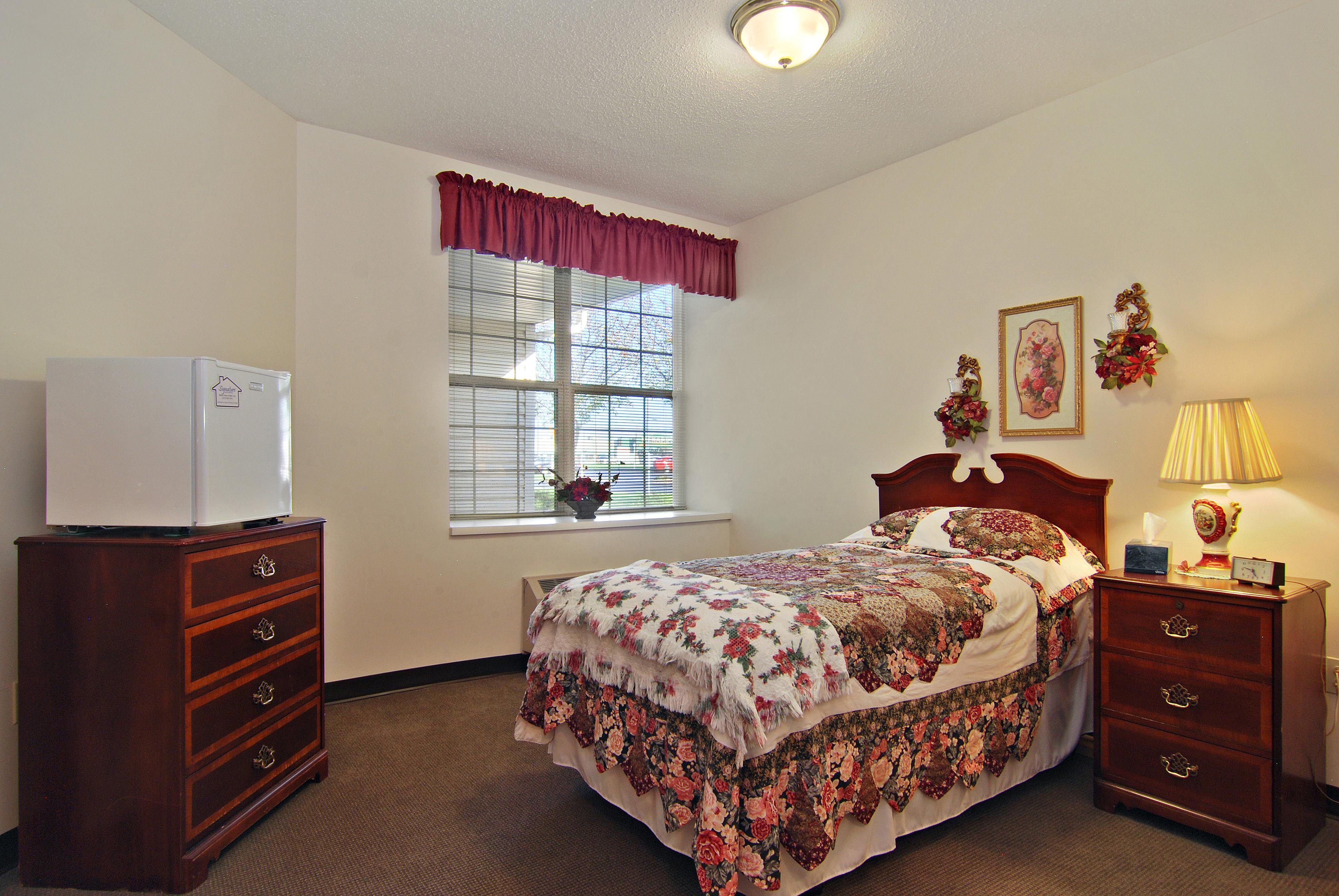 Ontario Estates Senior Living's Photo