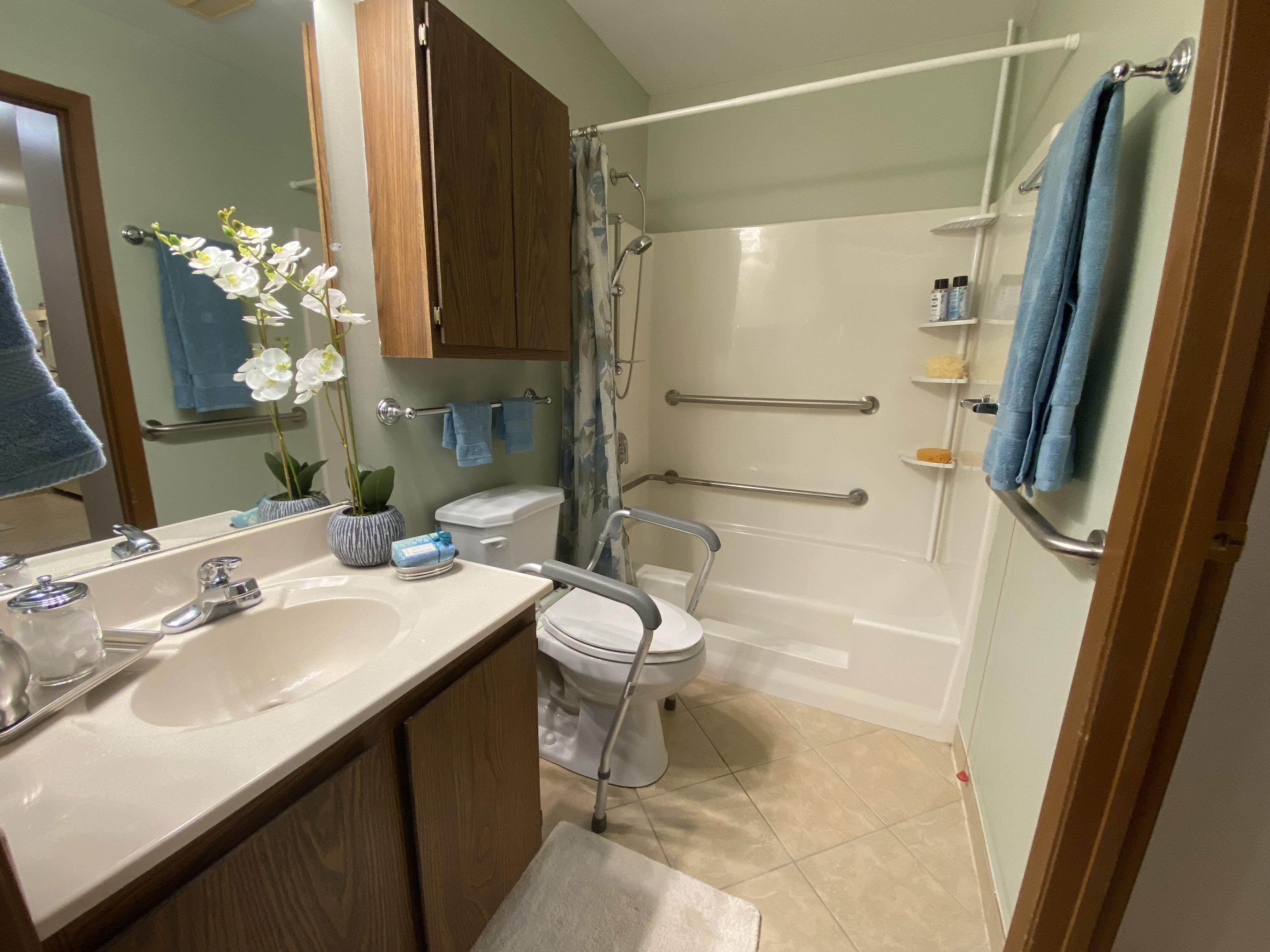 Ruby Commons's Photo