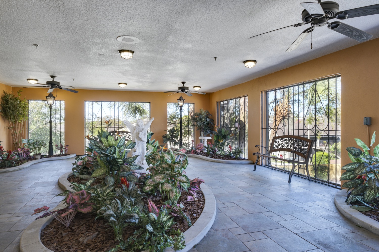 Photo gallery image - 4