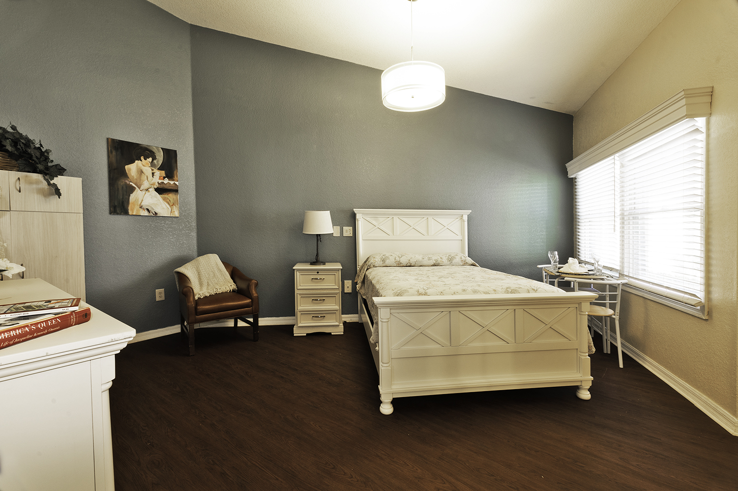 Photo gallery image - 1