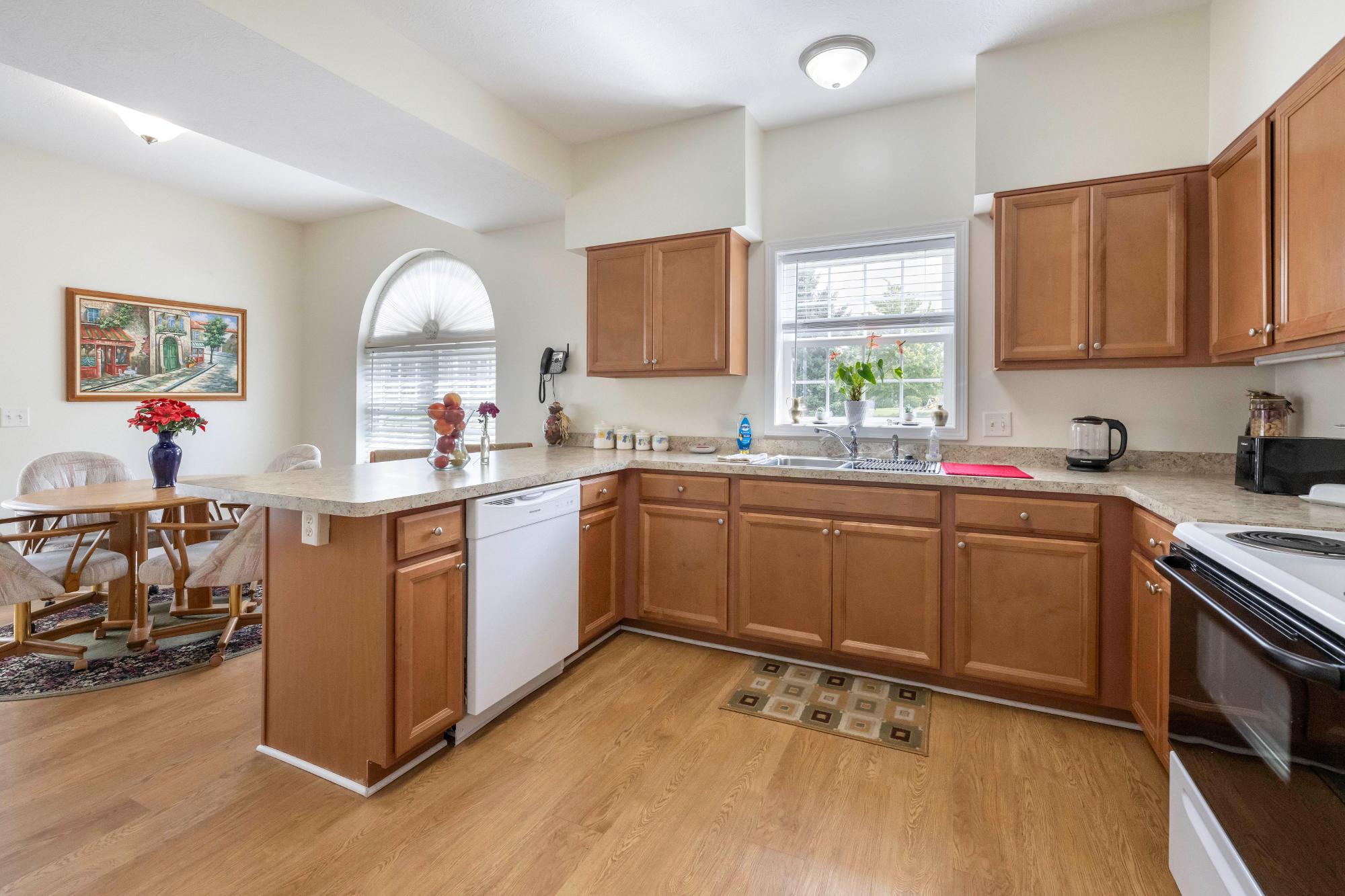 Photo gallery image - 4