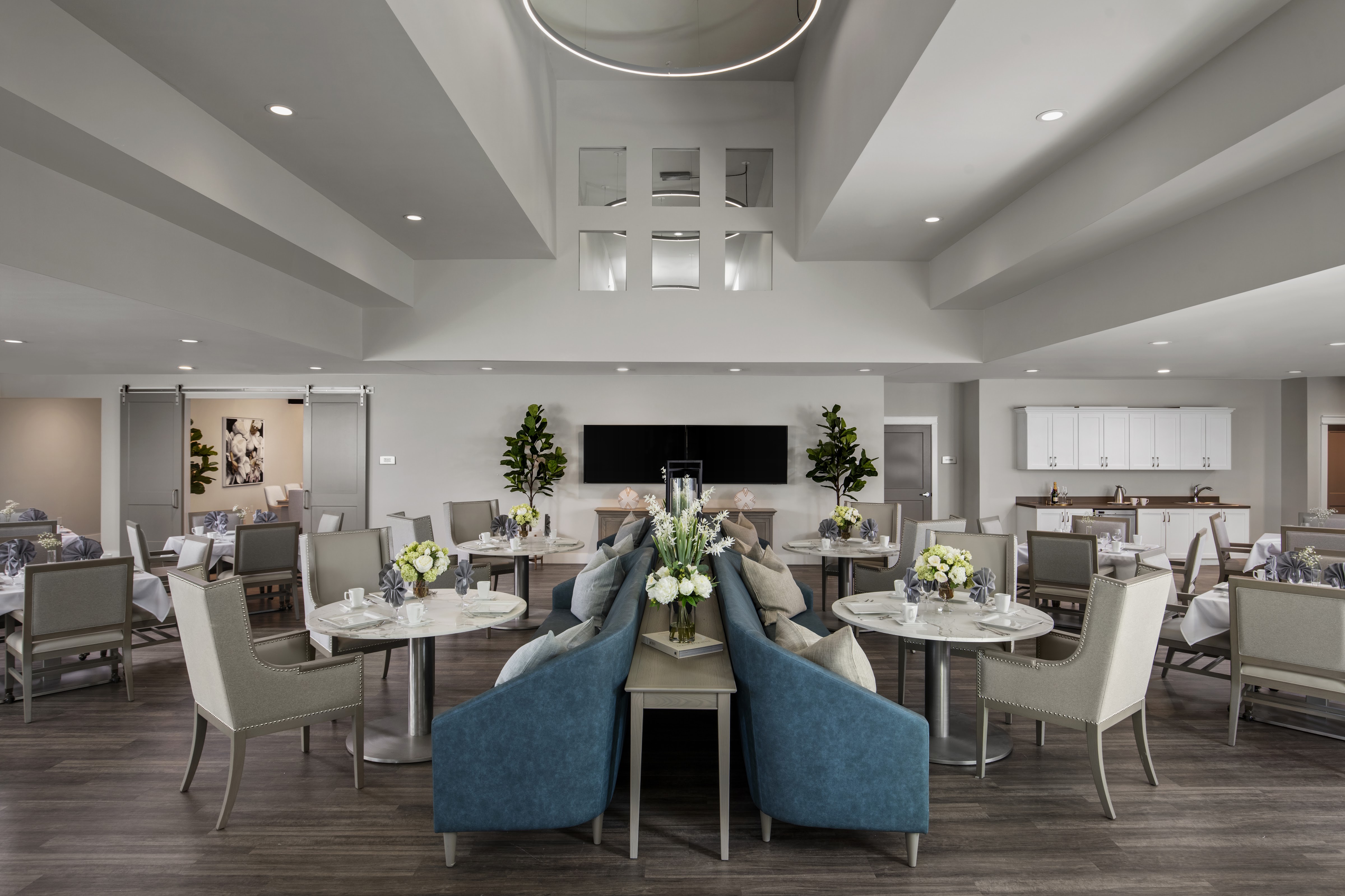 Photo gallery image - 4