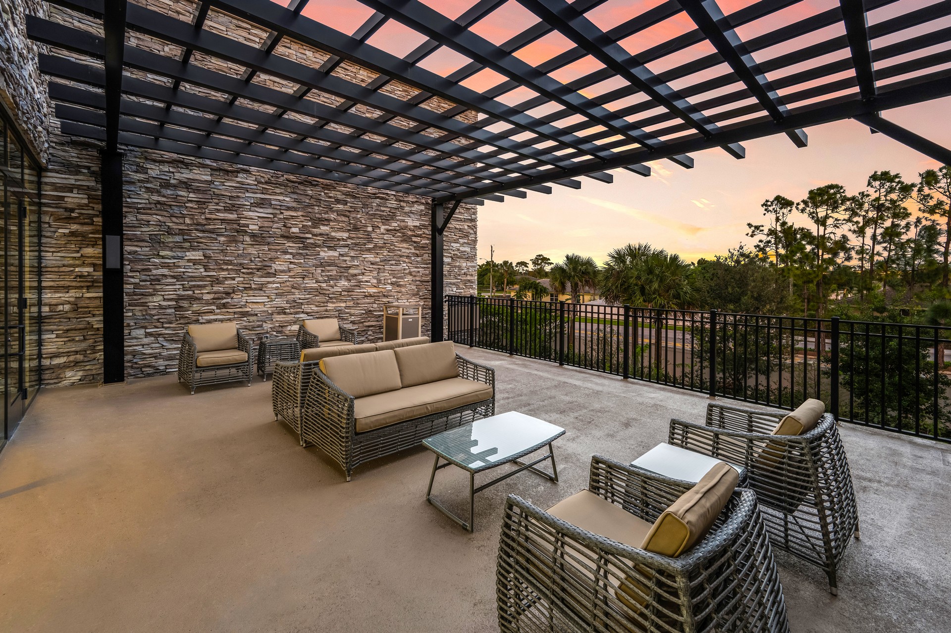 Photo gallery image - 3