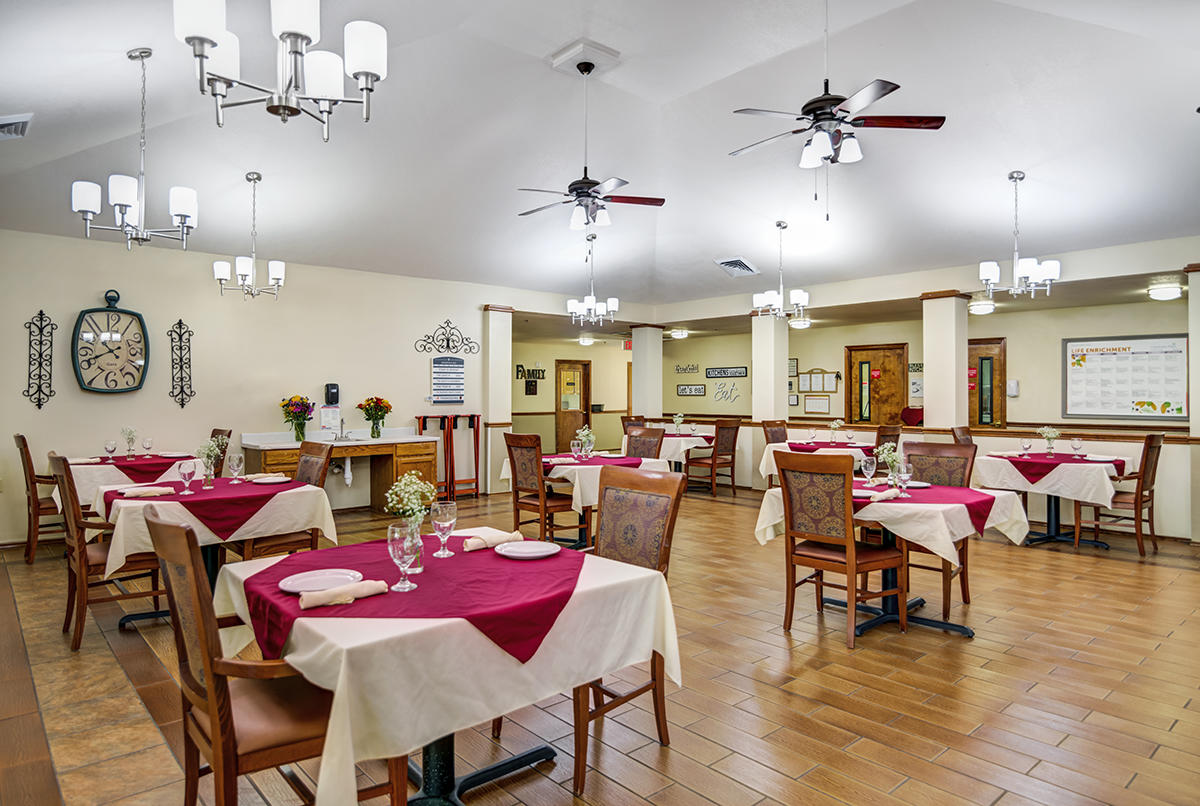 Chisholm Court's Photo