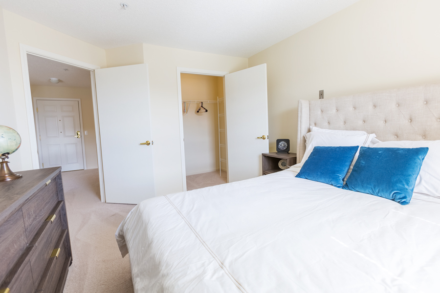 Photo gallery image - 0