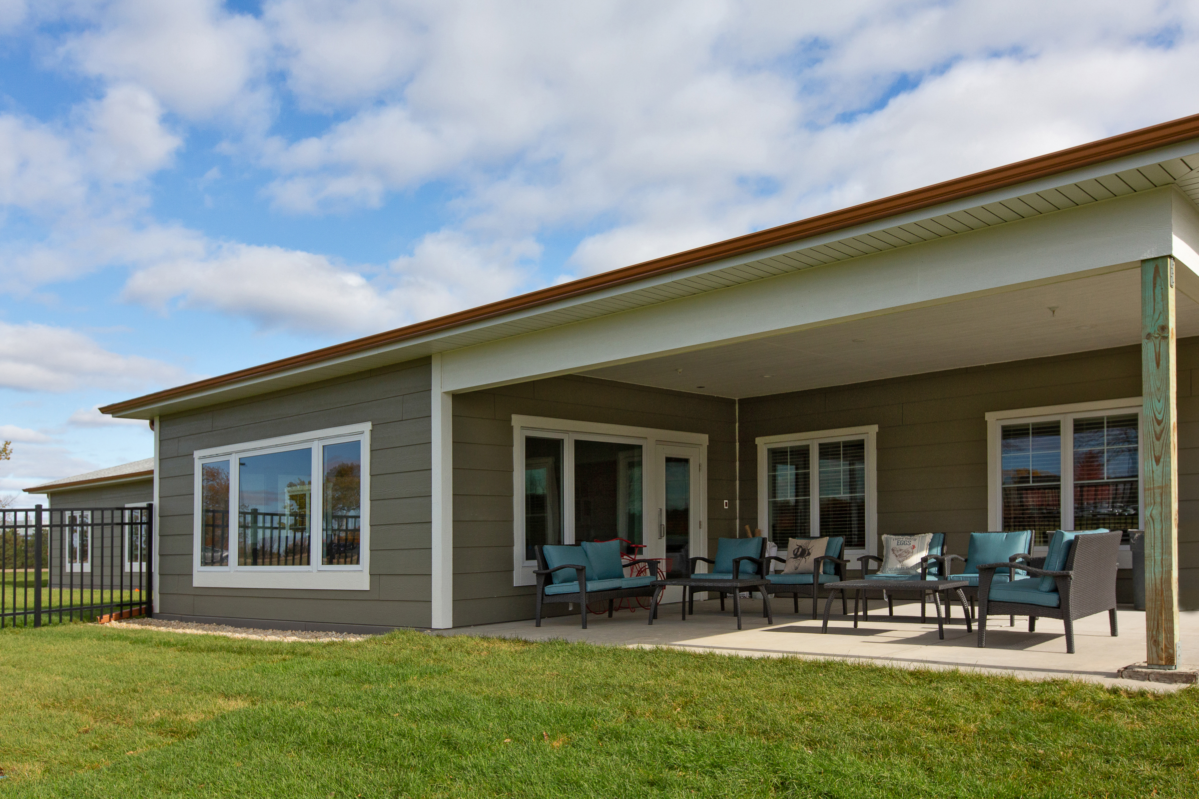 Photo gallery image - 4