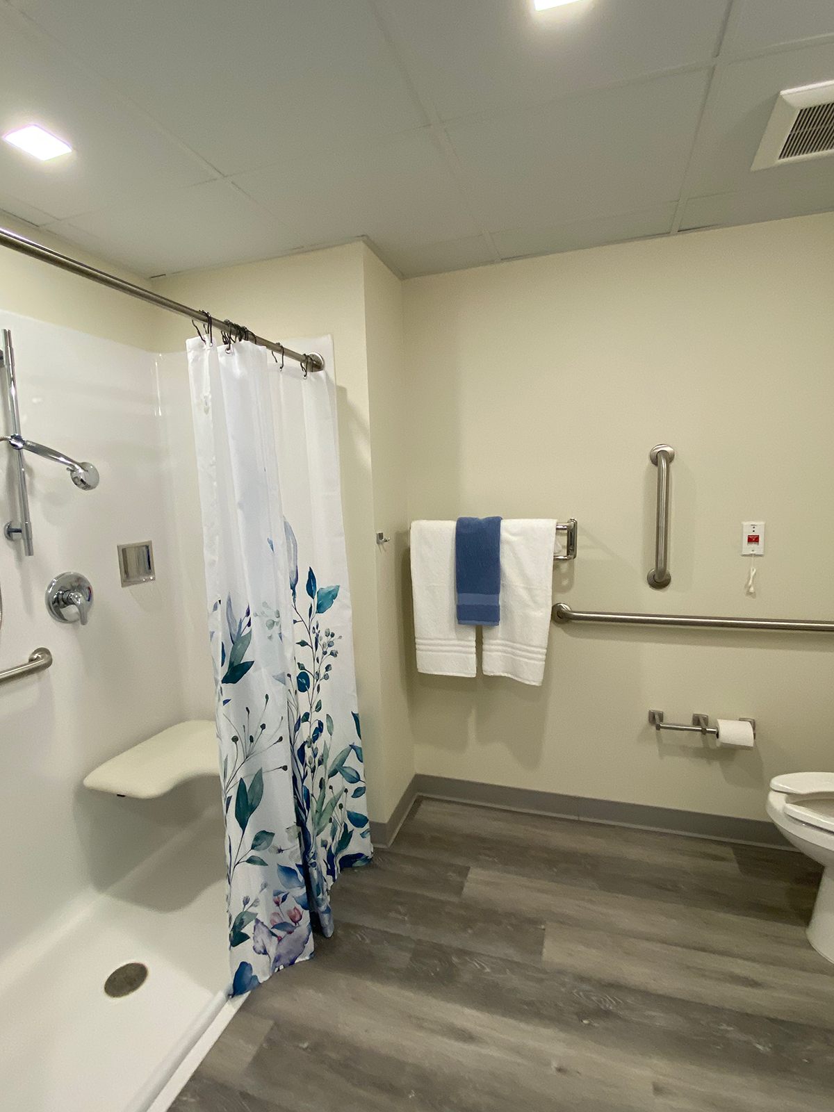 New Standard Senior Living at Egg Harbor Township's Photo