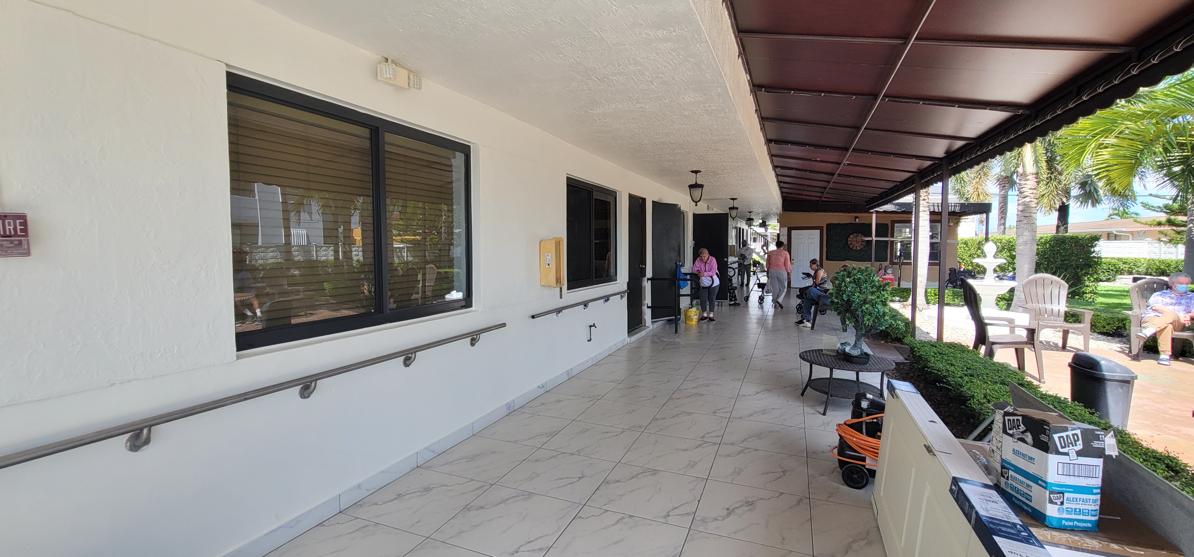 Photo gallery image - 4