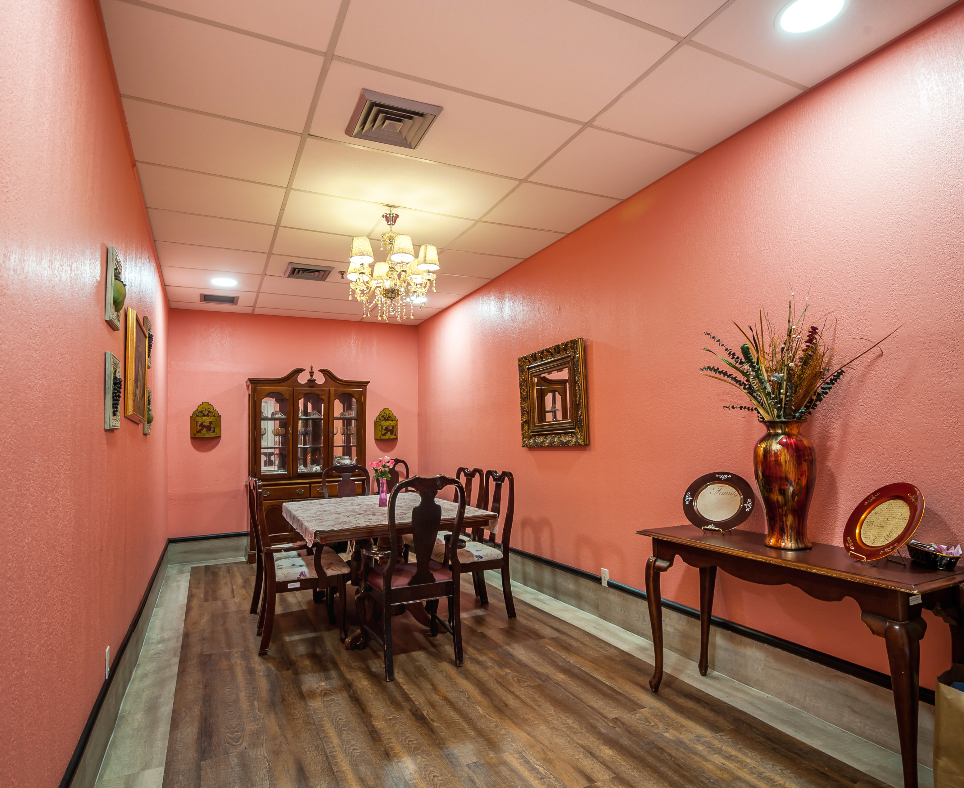 Photo gallery image - 2