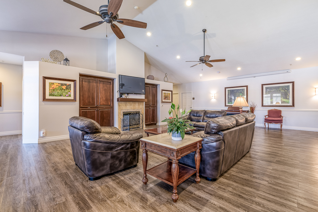 Photo gallery image - 3