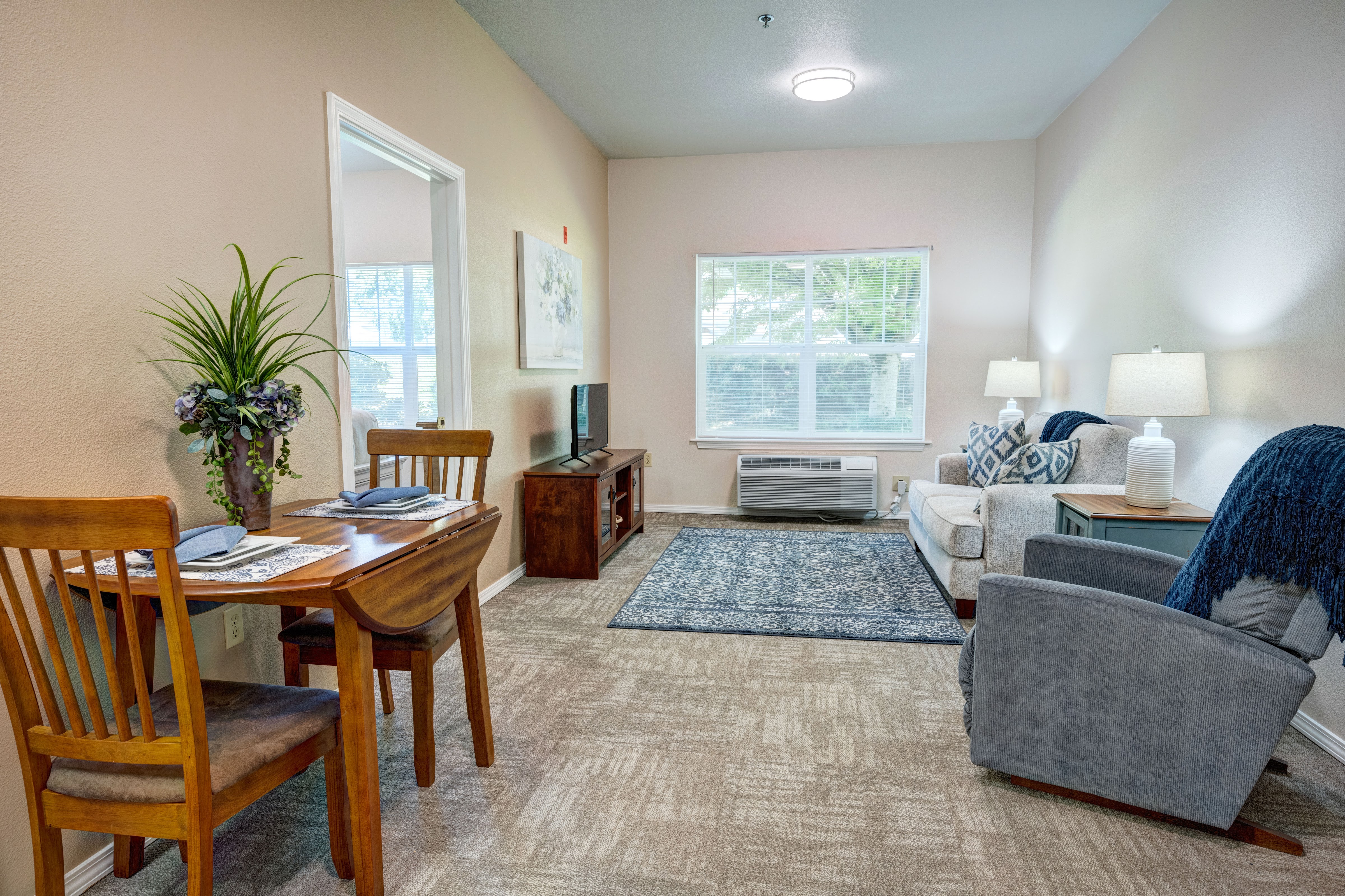 Photo gallery image - 4