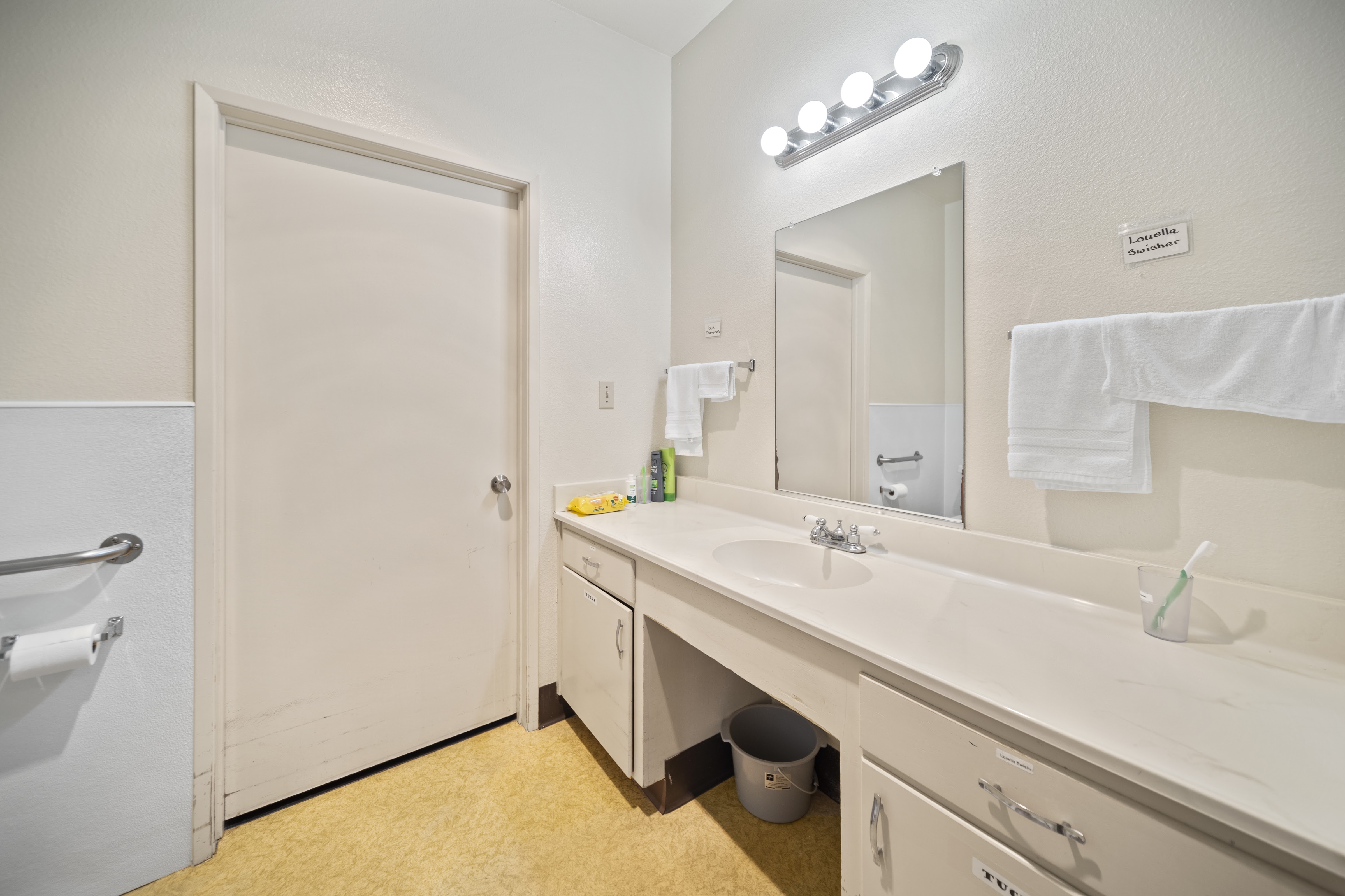 Photo gallery image - 2