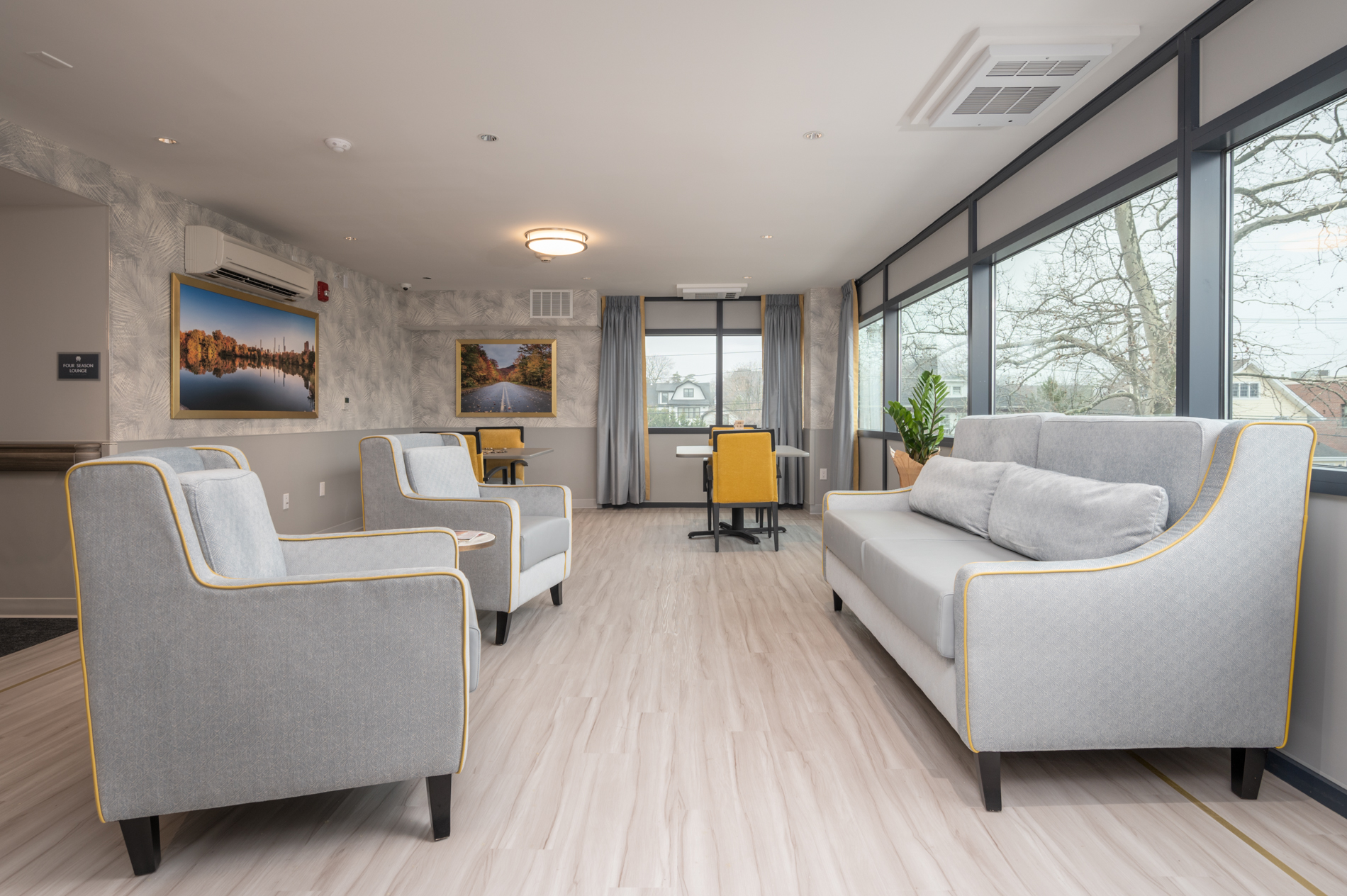 Esplanade of Woodmere's Photo