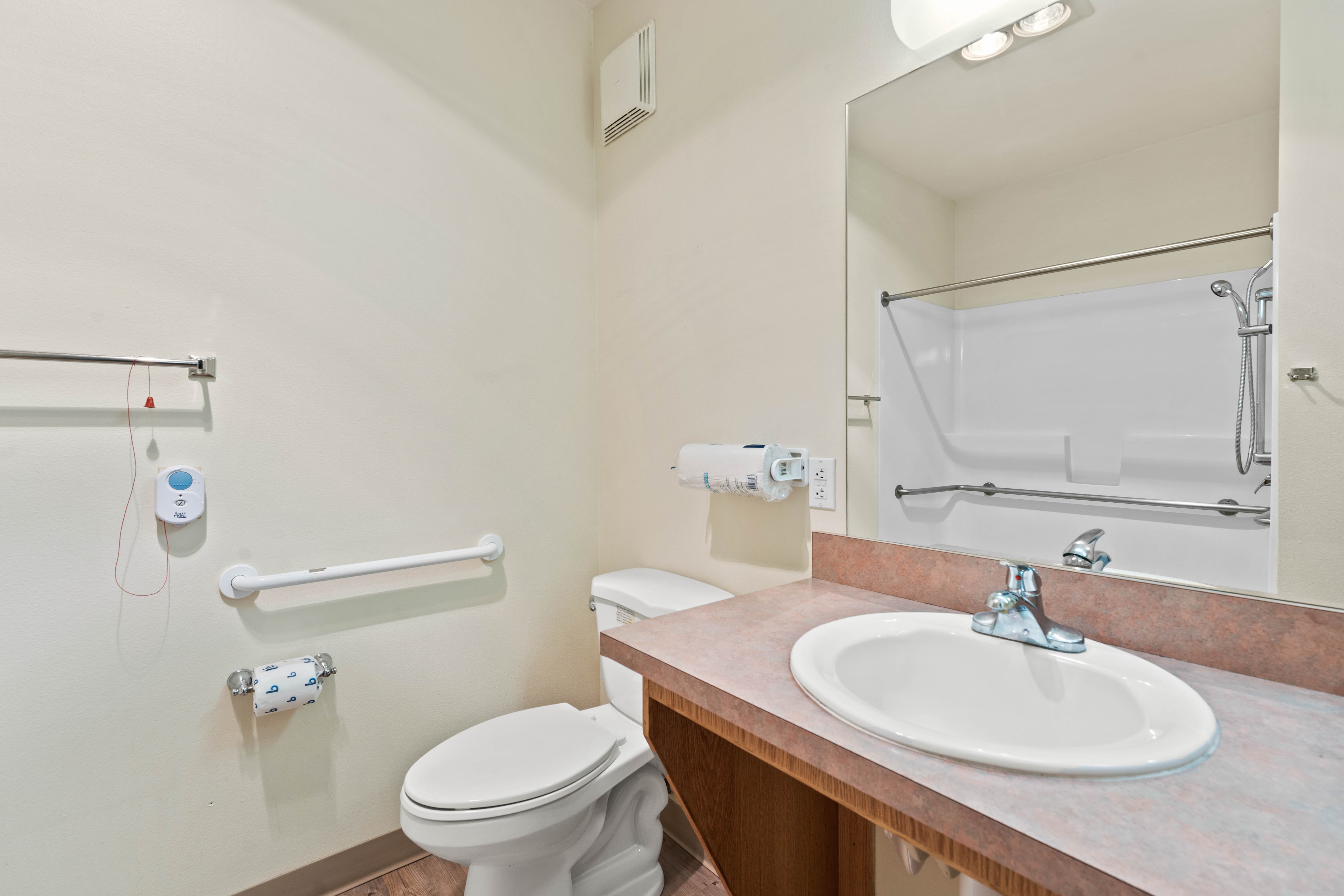 Photo gallery image - 3