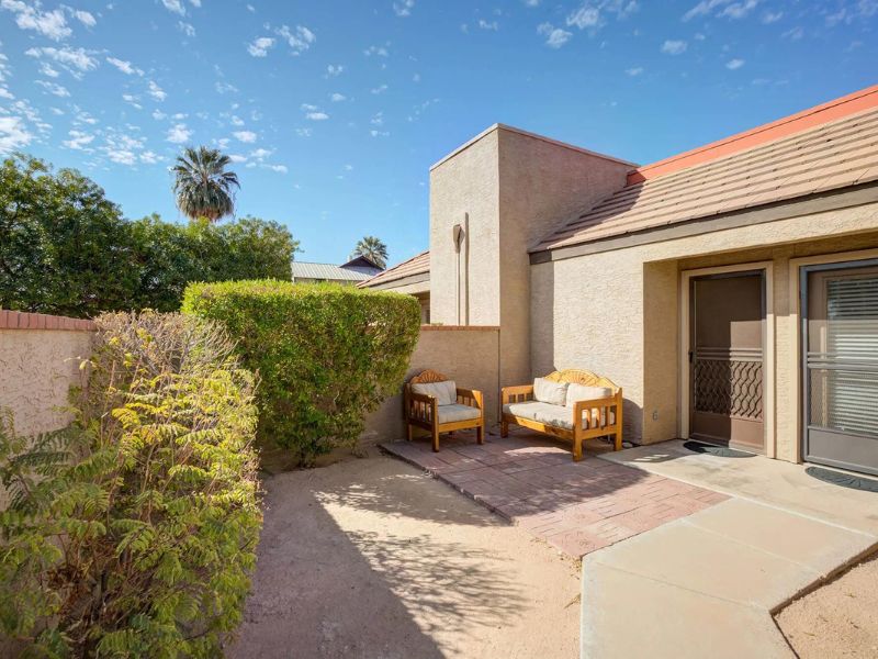 Avista Senior Living Downtown Mesa's Photo