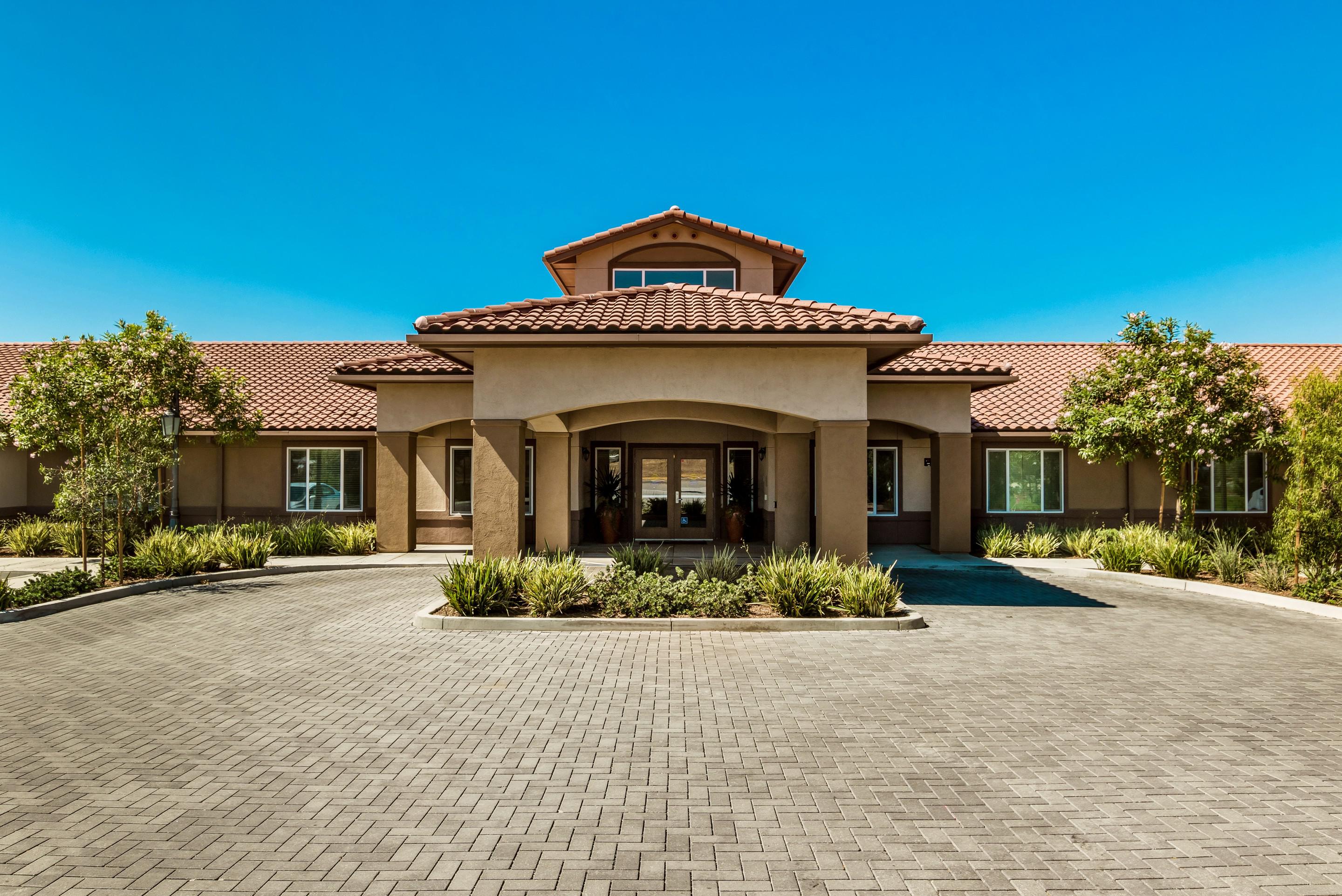 Photo gallery image - 4