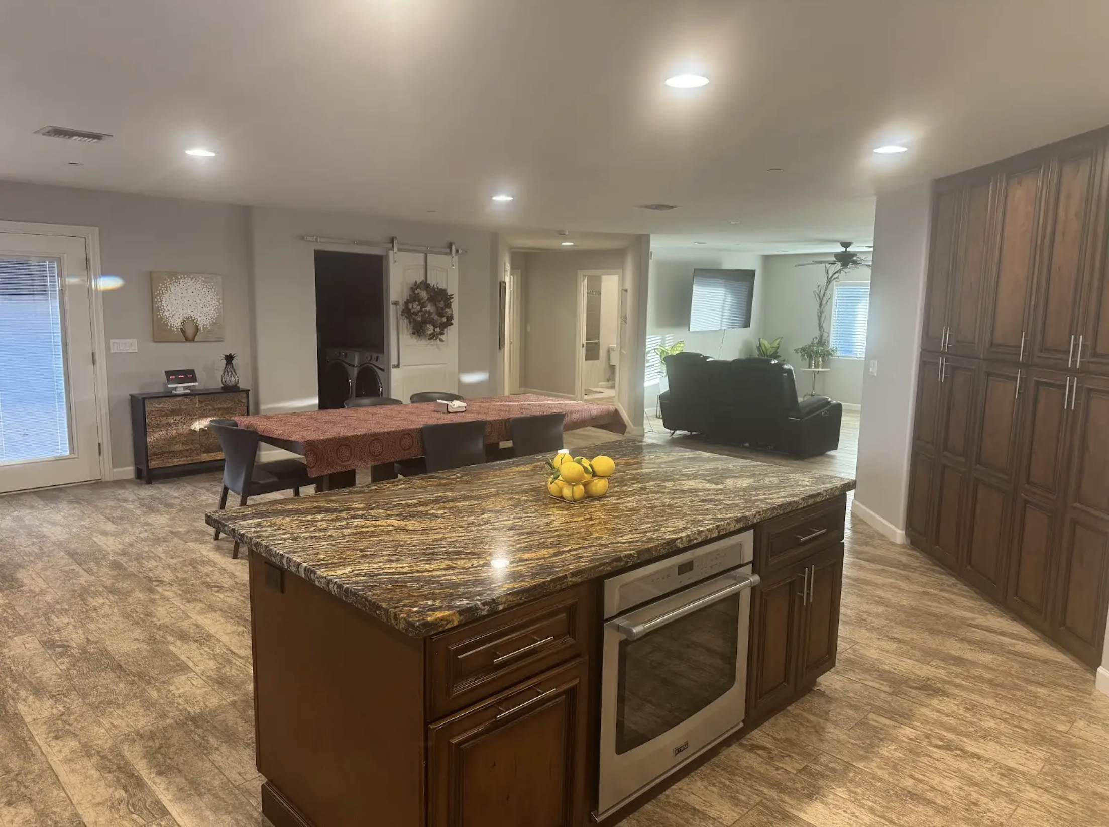 Photo gallery image - 3