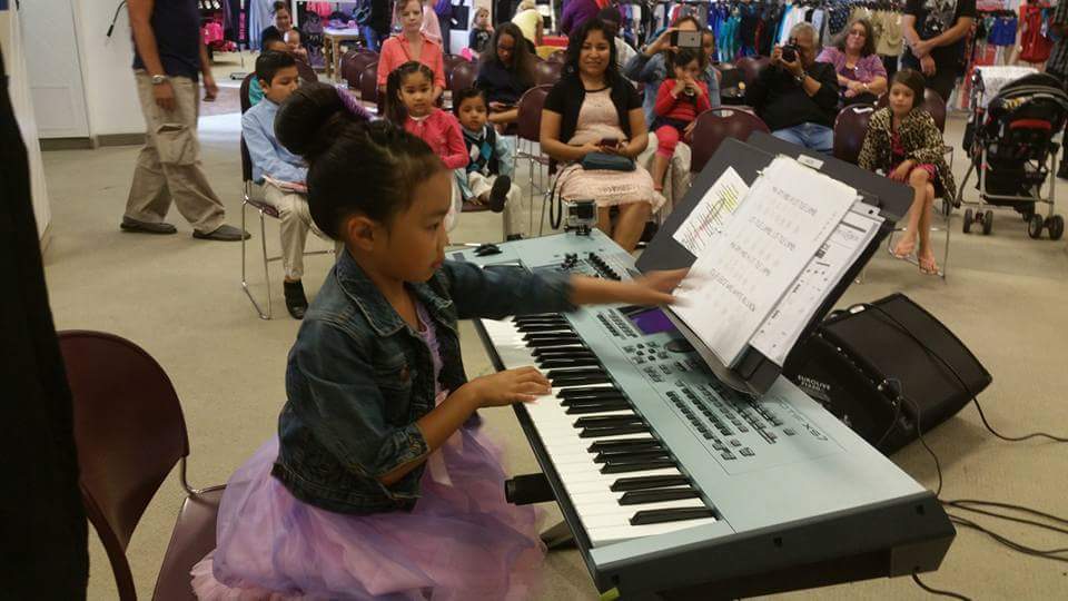 Photo gallery image - 3