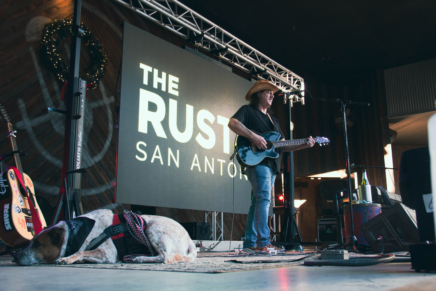 Photo gallery image - 4