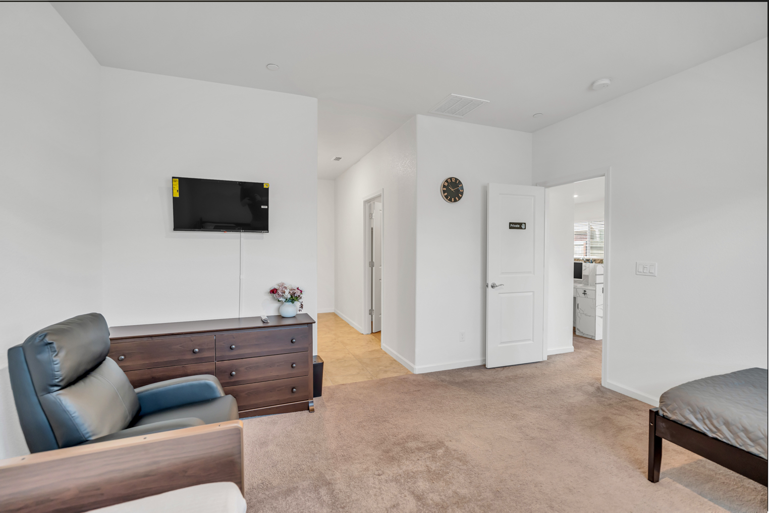 Photo gallery image - 3