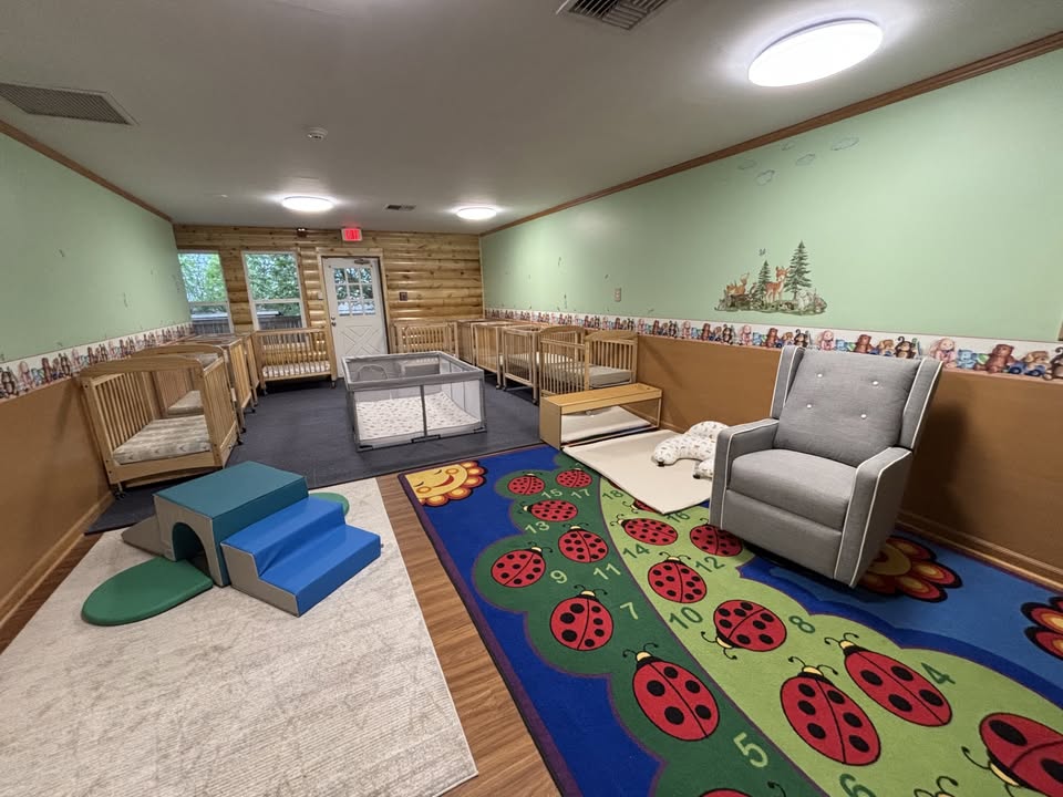 Bearly Tawl at Lakewood's Photo