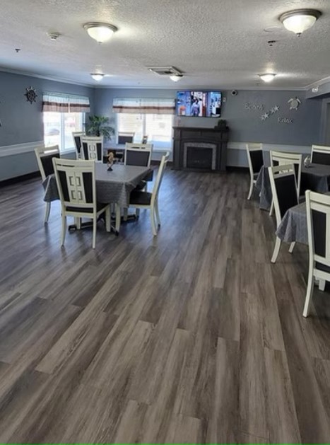 Photo gallery image - 3