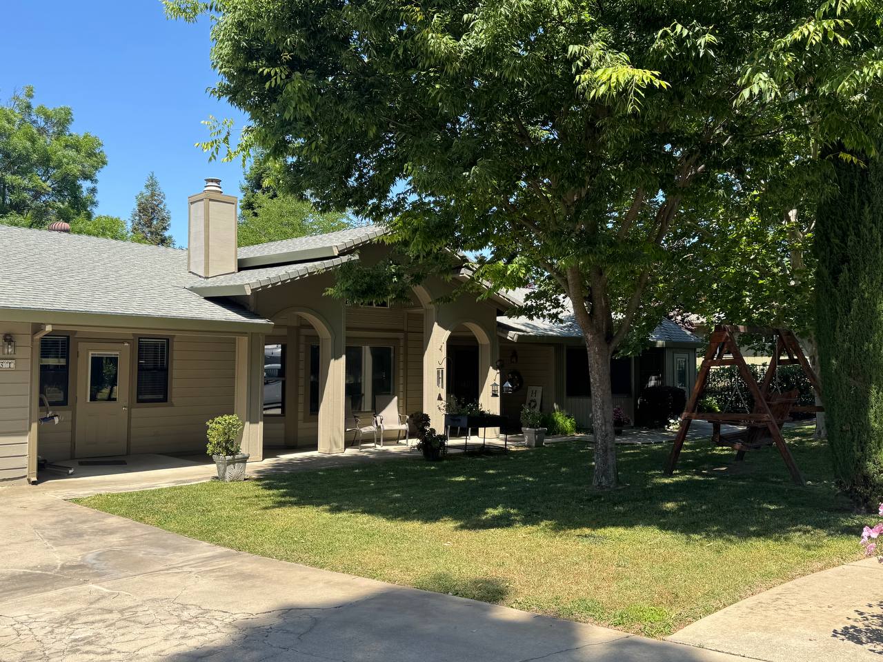 Photo gallery image - 3