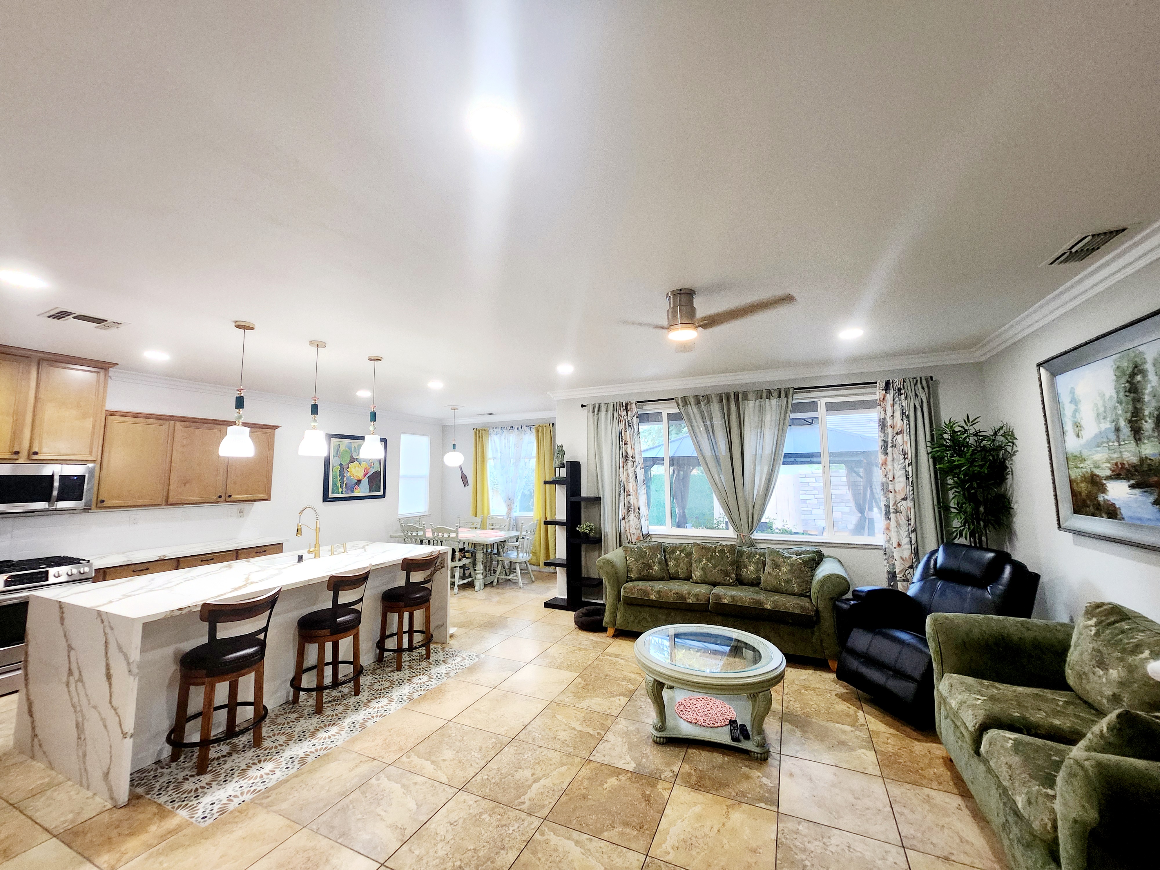 Photo gallery image - 3