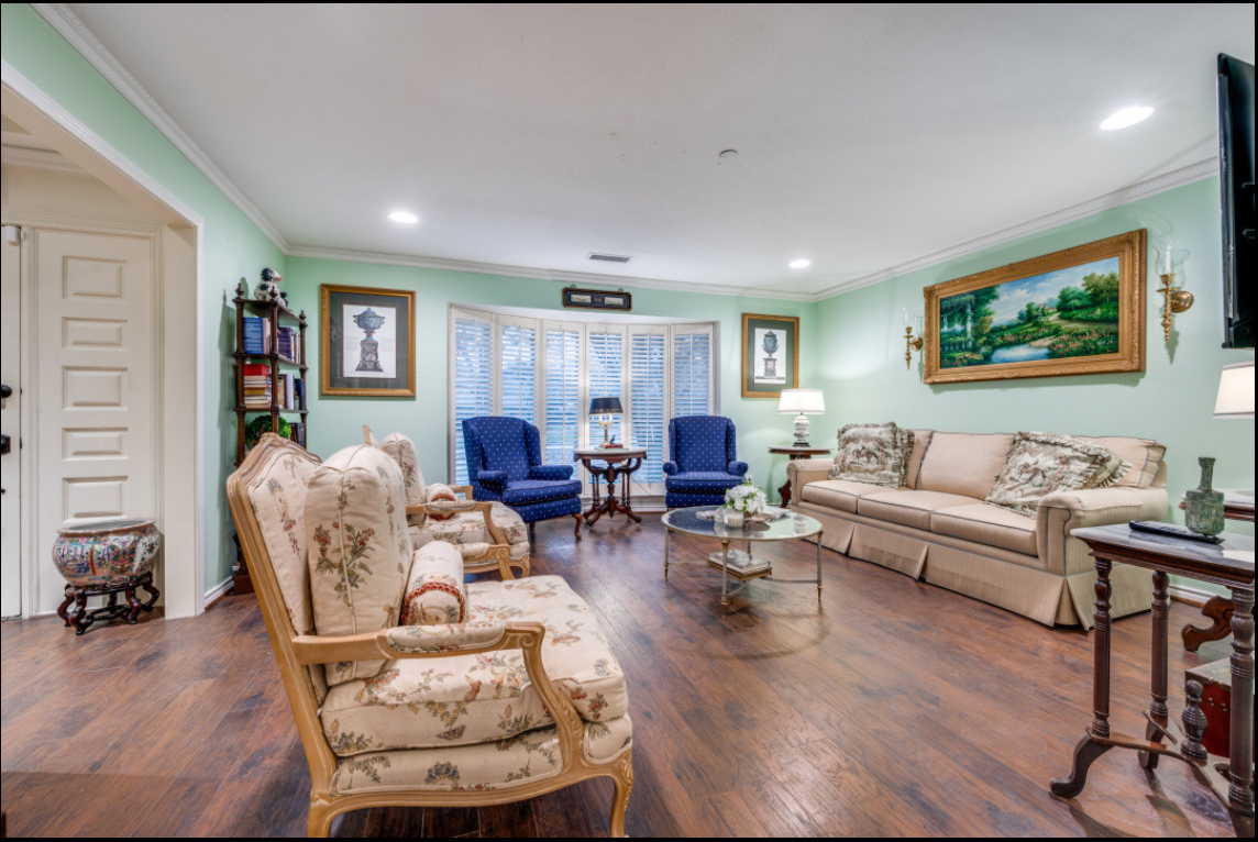 Photo gallery image - 3