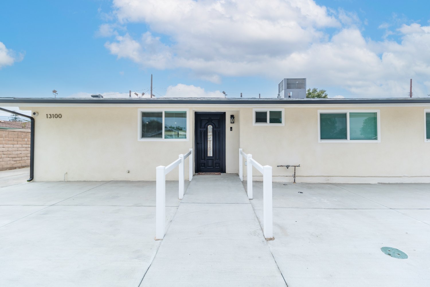 Photo gallery image - 3