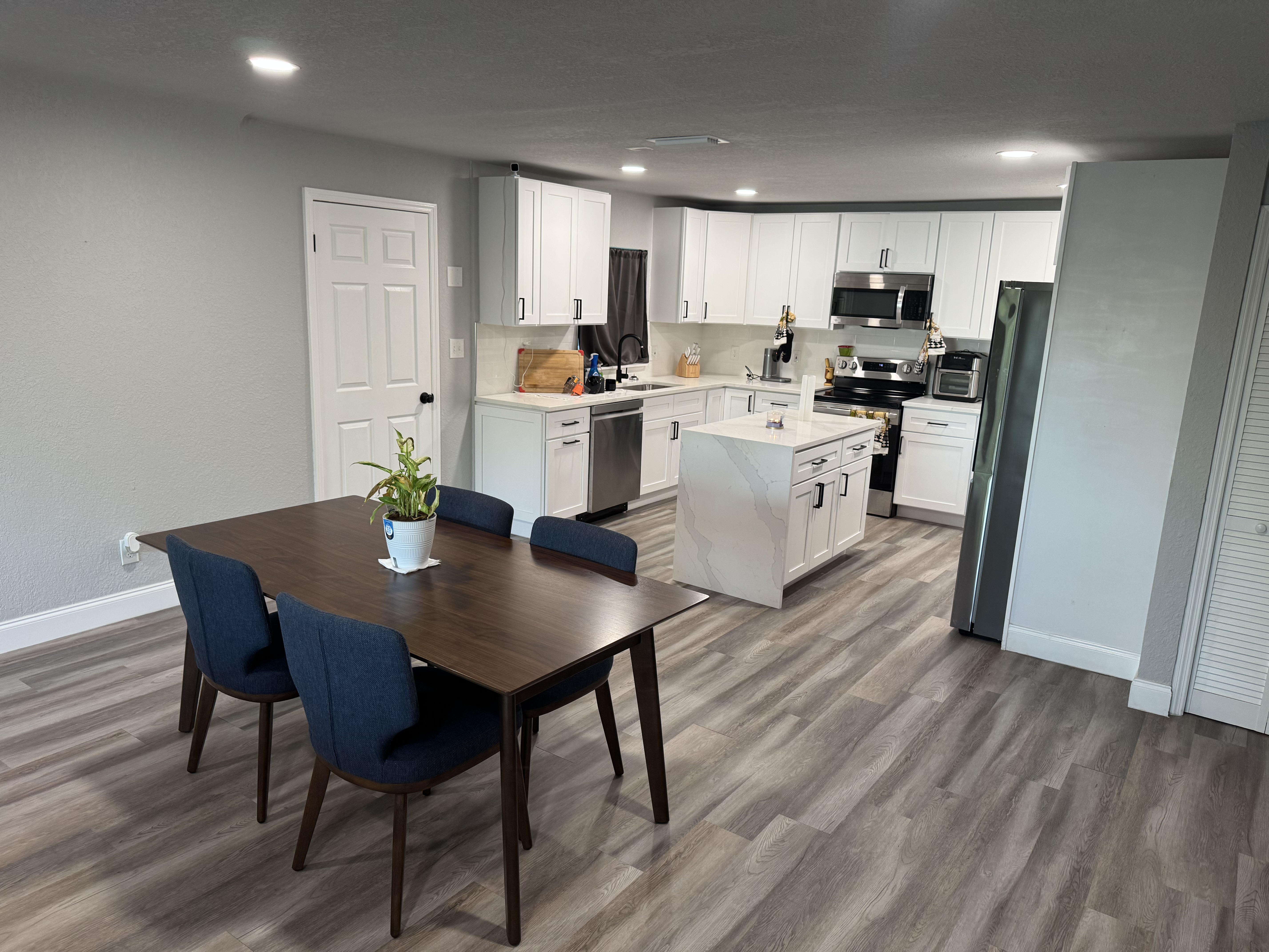 Photo gallery image - 4