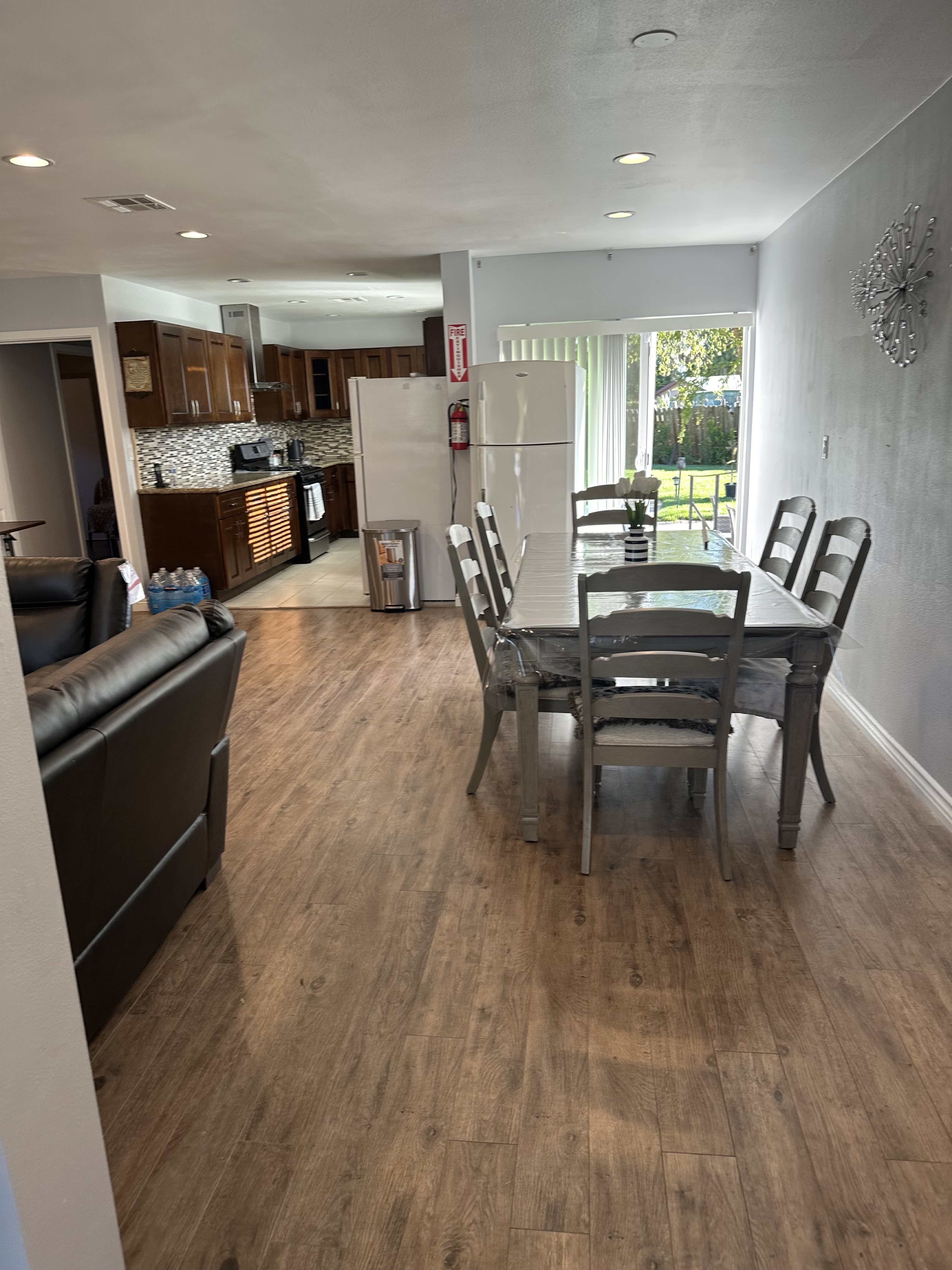 Photo gallery image - 4